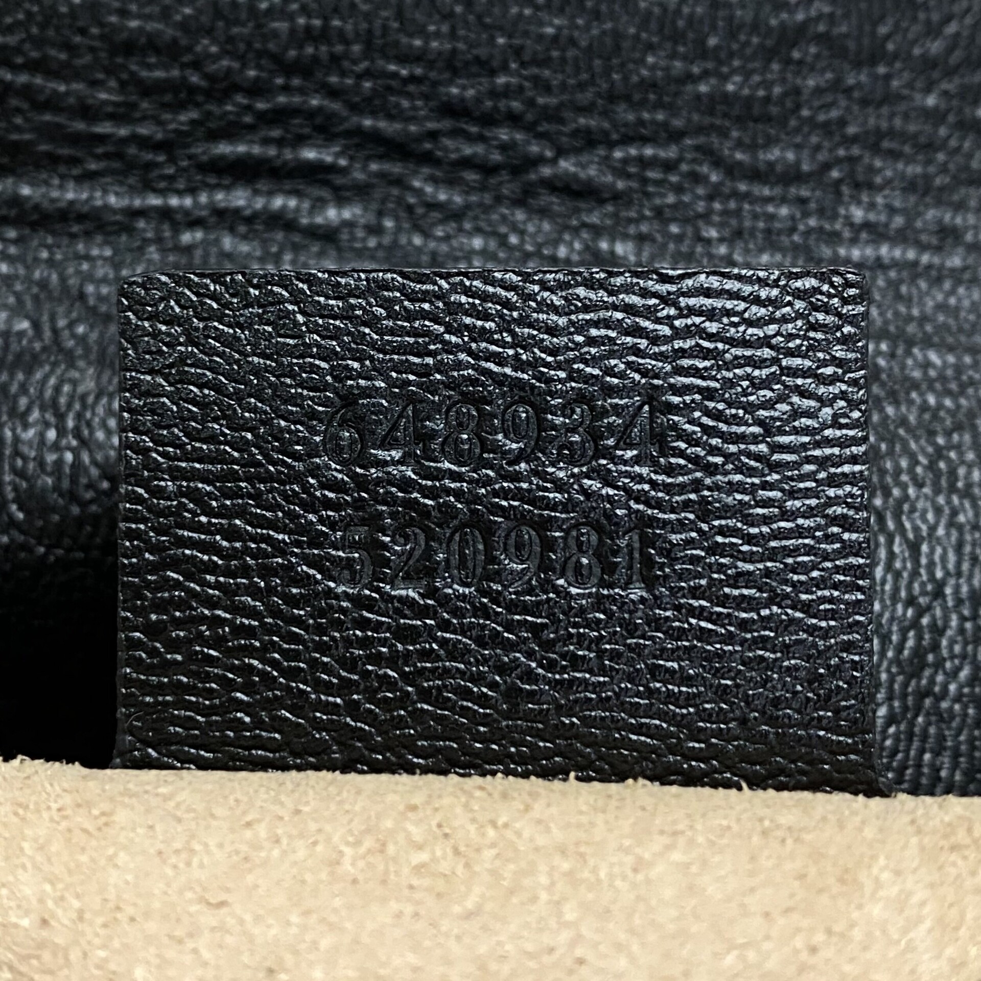 Bolsa Gucci Dahlia Crossbody Preta