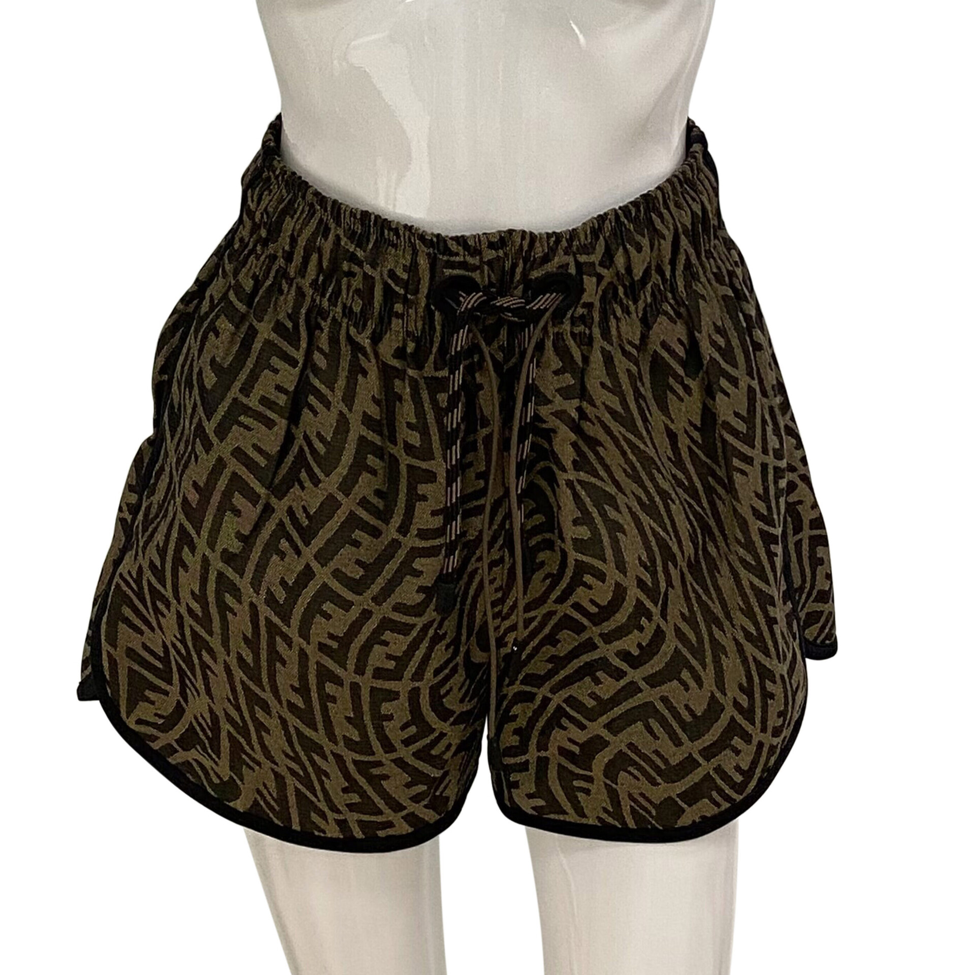 Short Fendi Monograma