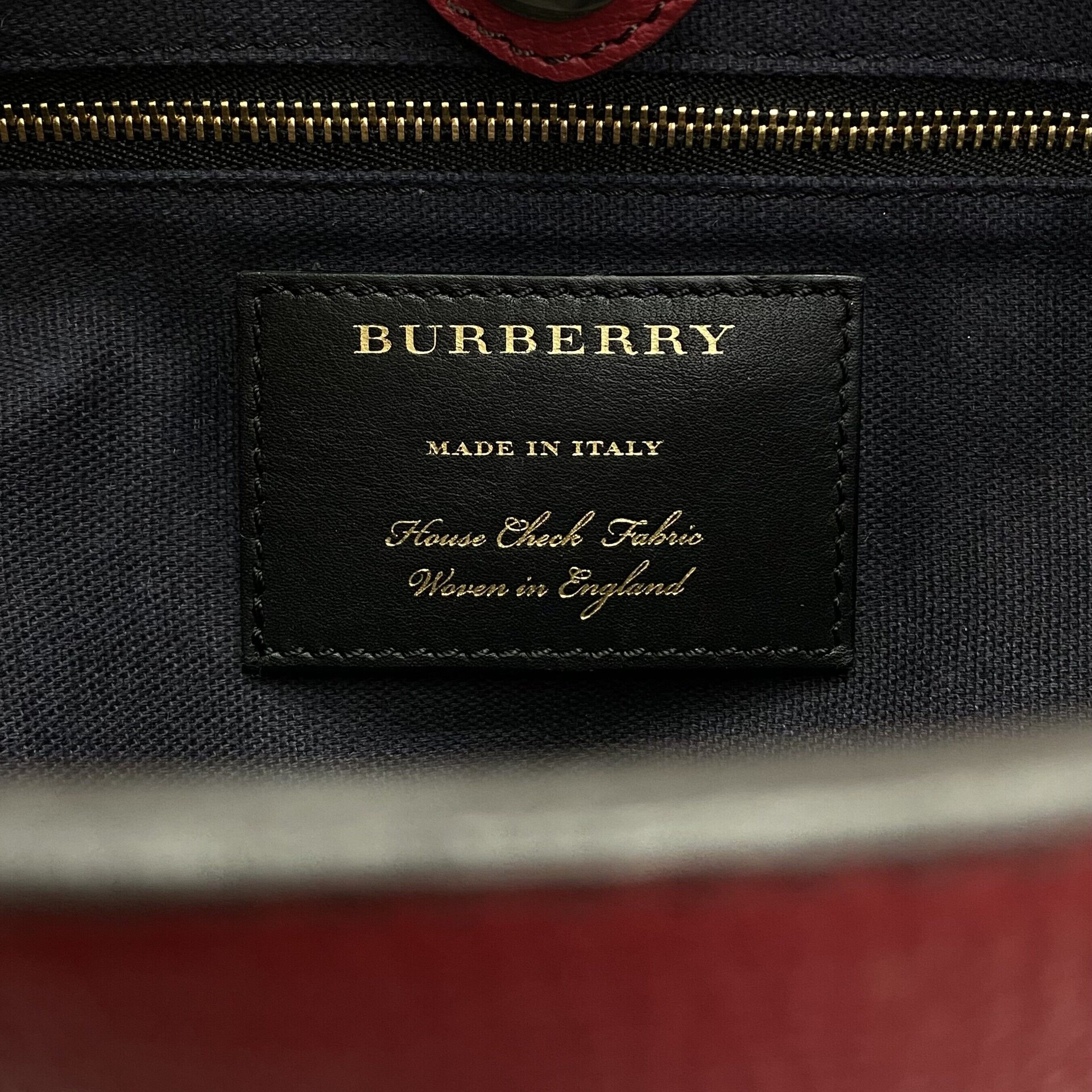 Bolsa Burberry Banner Vermelha
