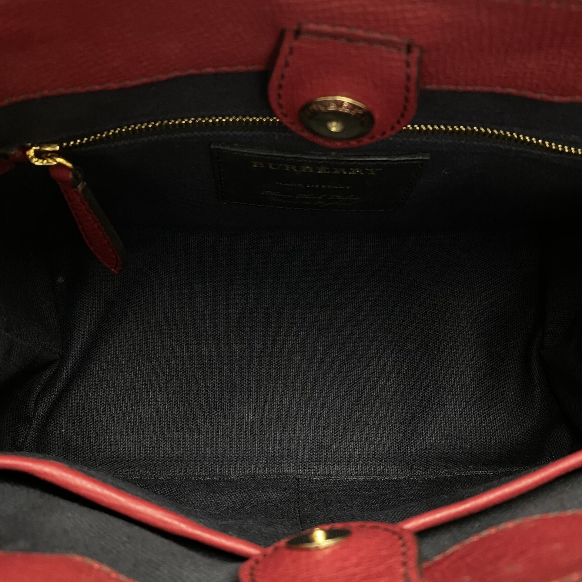Bolsa Burberry Banner Vermelha