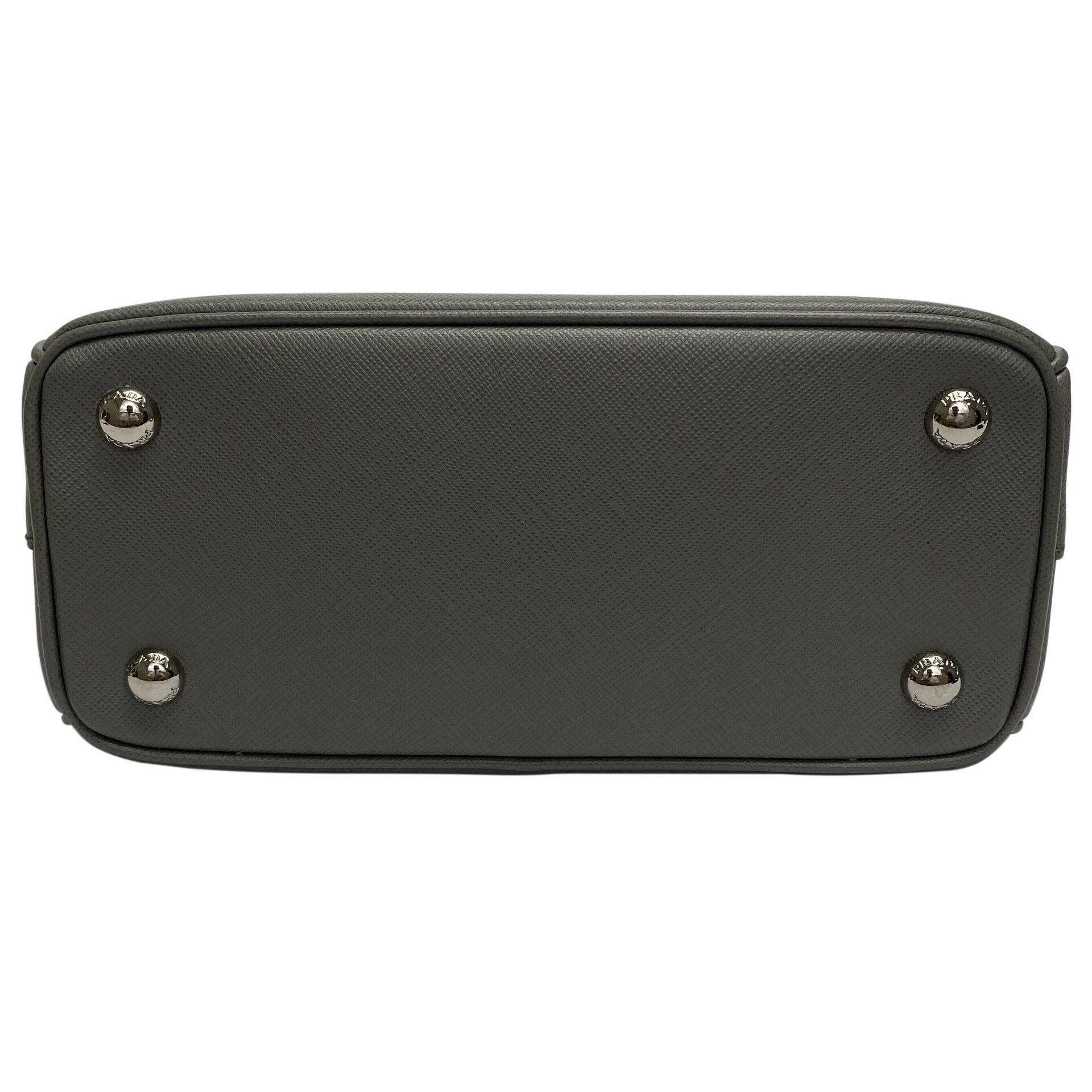 Bolsa Prada Galleria Small Cinza