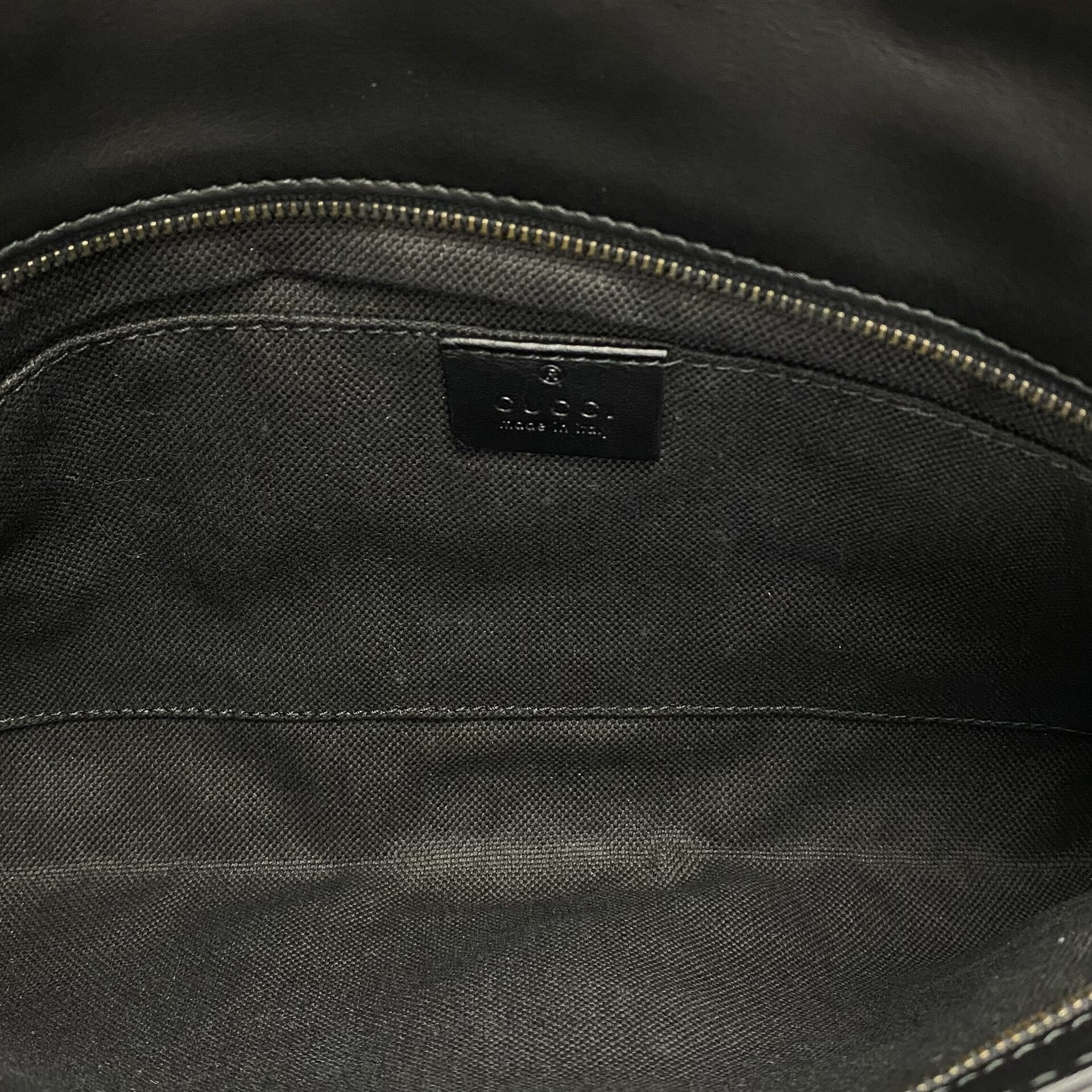 Clutch Gucci Stirrup Brocada