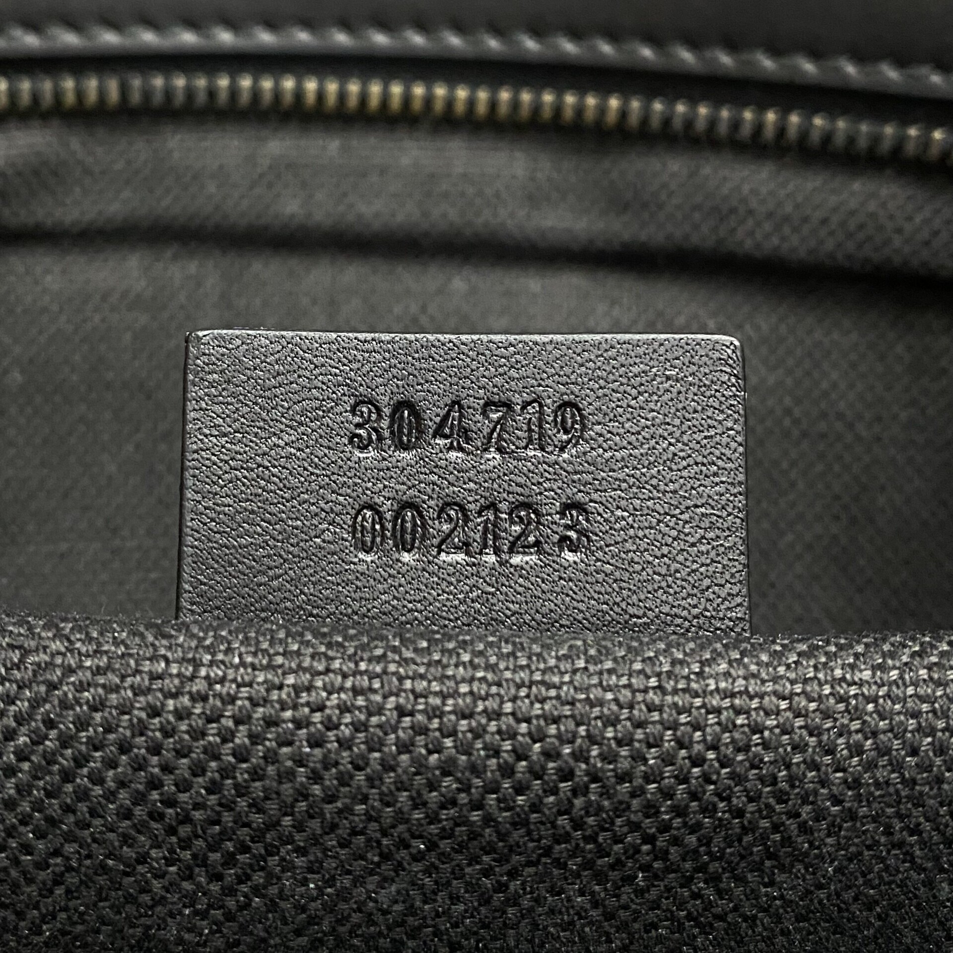 Clutch Gucci Stirrup Brocada