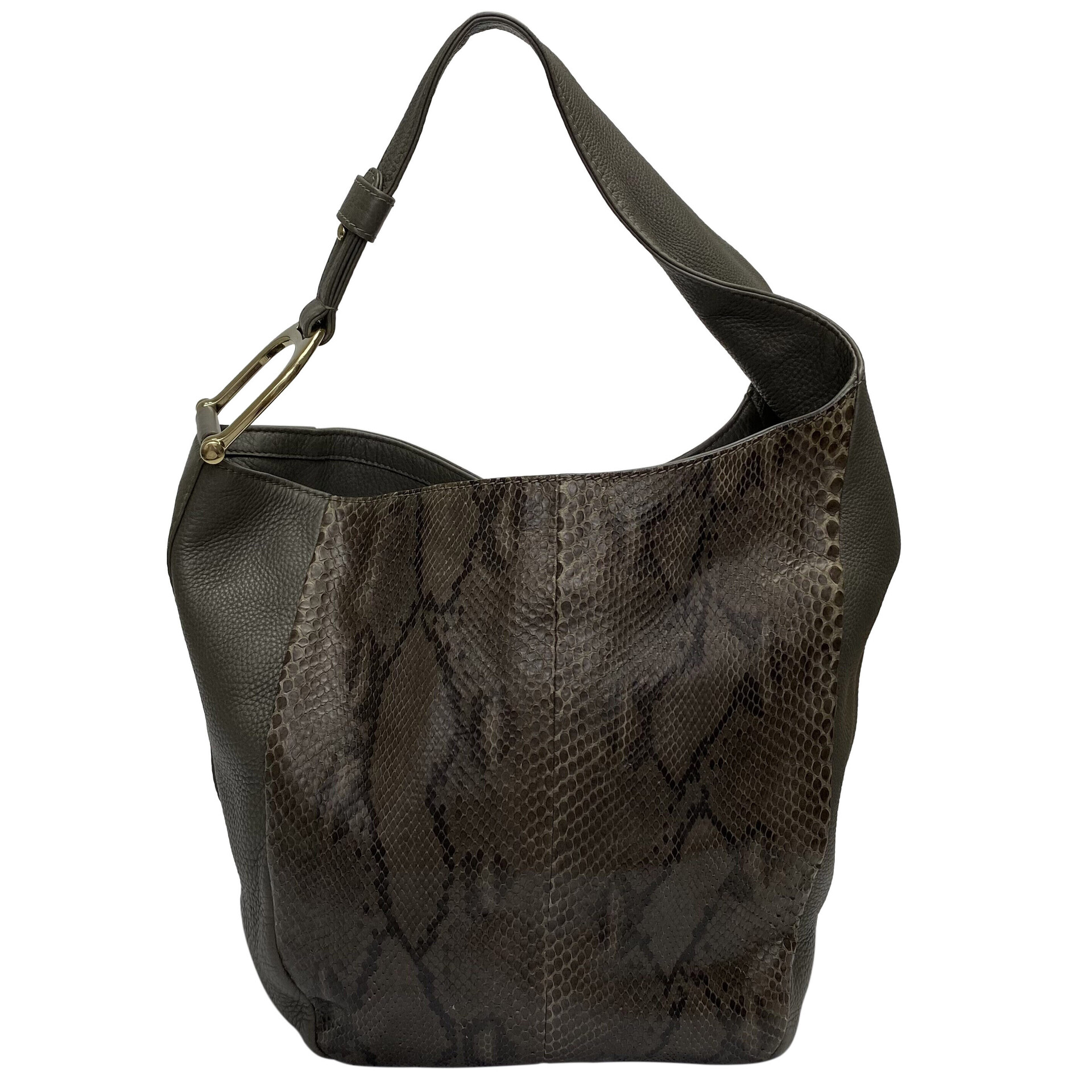 Bolsa Gucci Hobo Cinza Píton