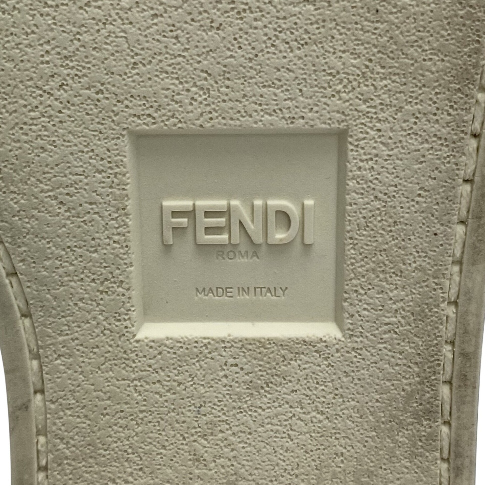 Tênis Fendi Bag Bugs Monster