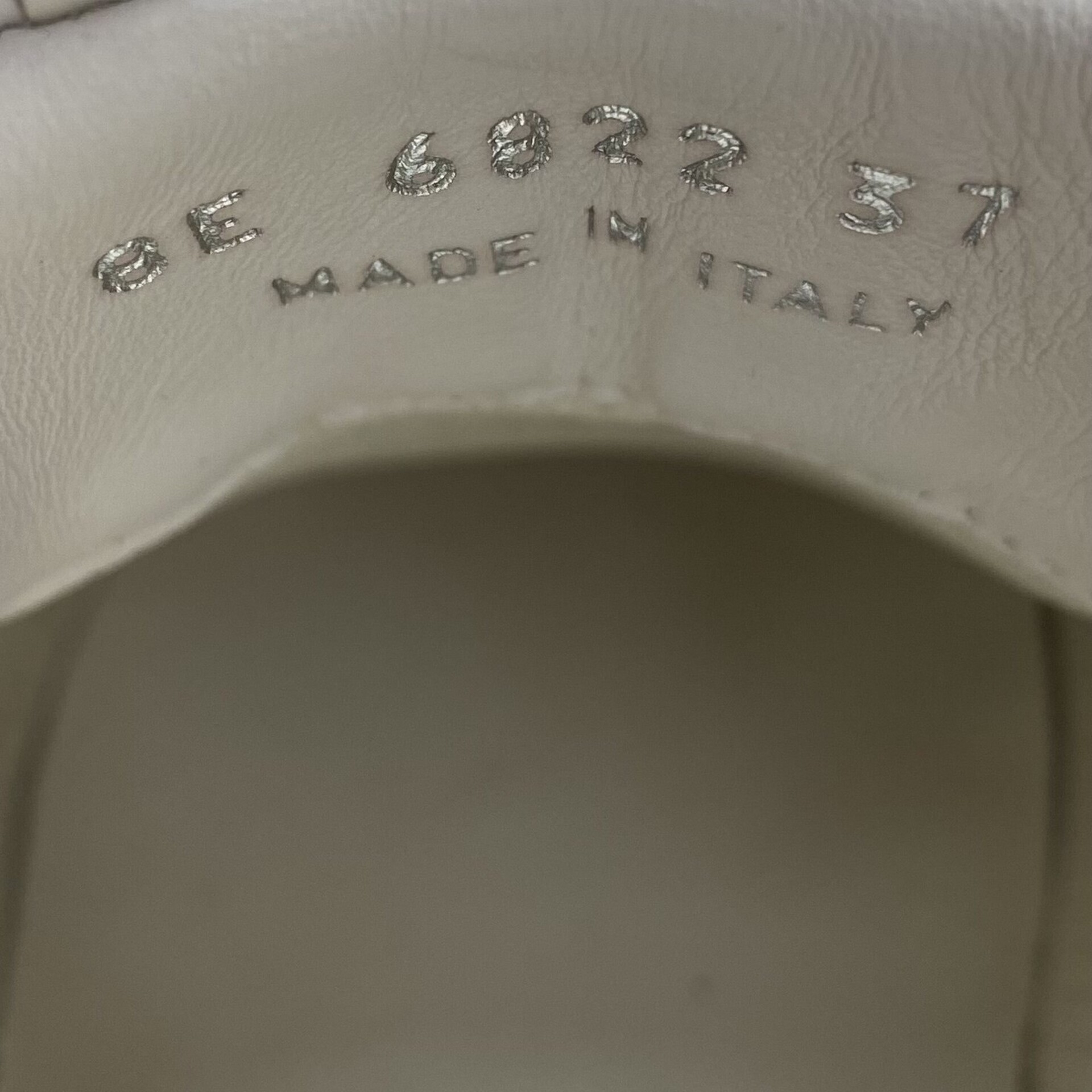 Tênis Fendi Bag Bugs Monster