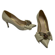 Scarpin Gucci Bee Off White