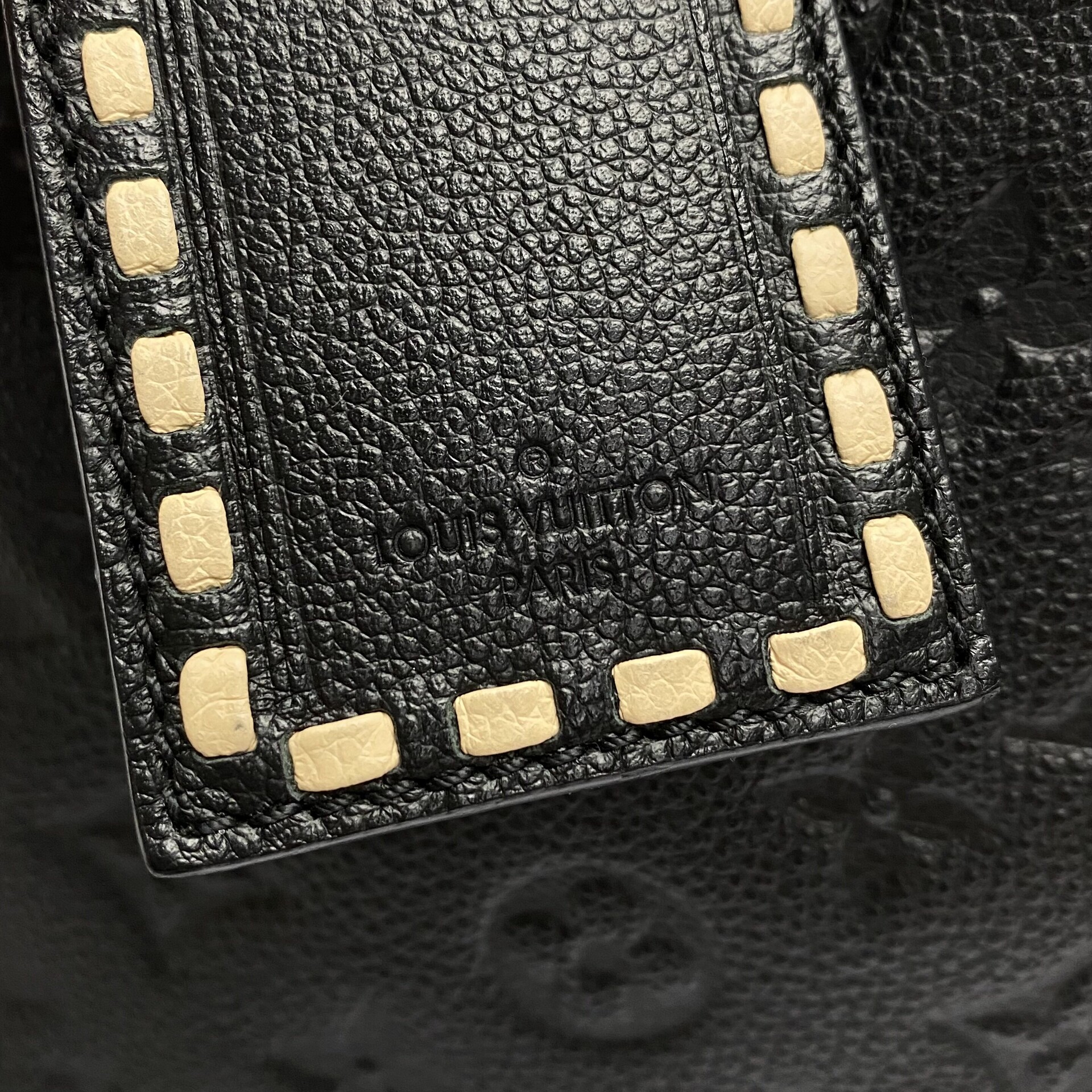 Bolsa Louis Vuitton Vosges MM Empreinte