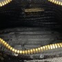 Bolsa Prada Re-Edition 2005 Paetês