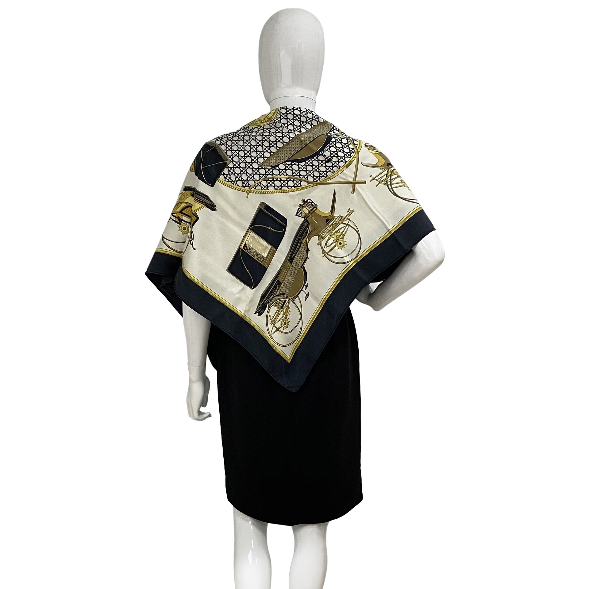 Lenço Hermès Carré 90