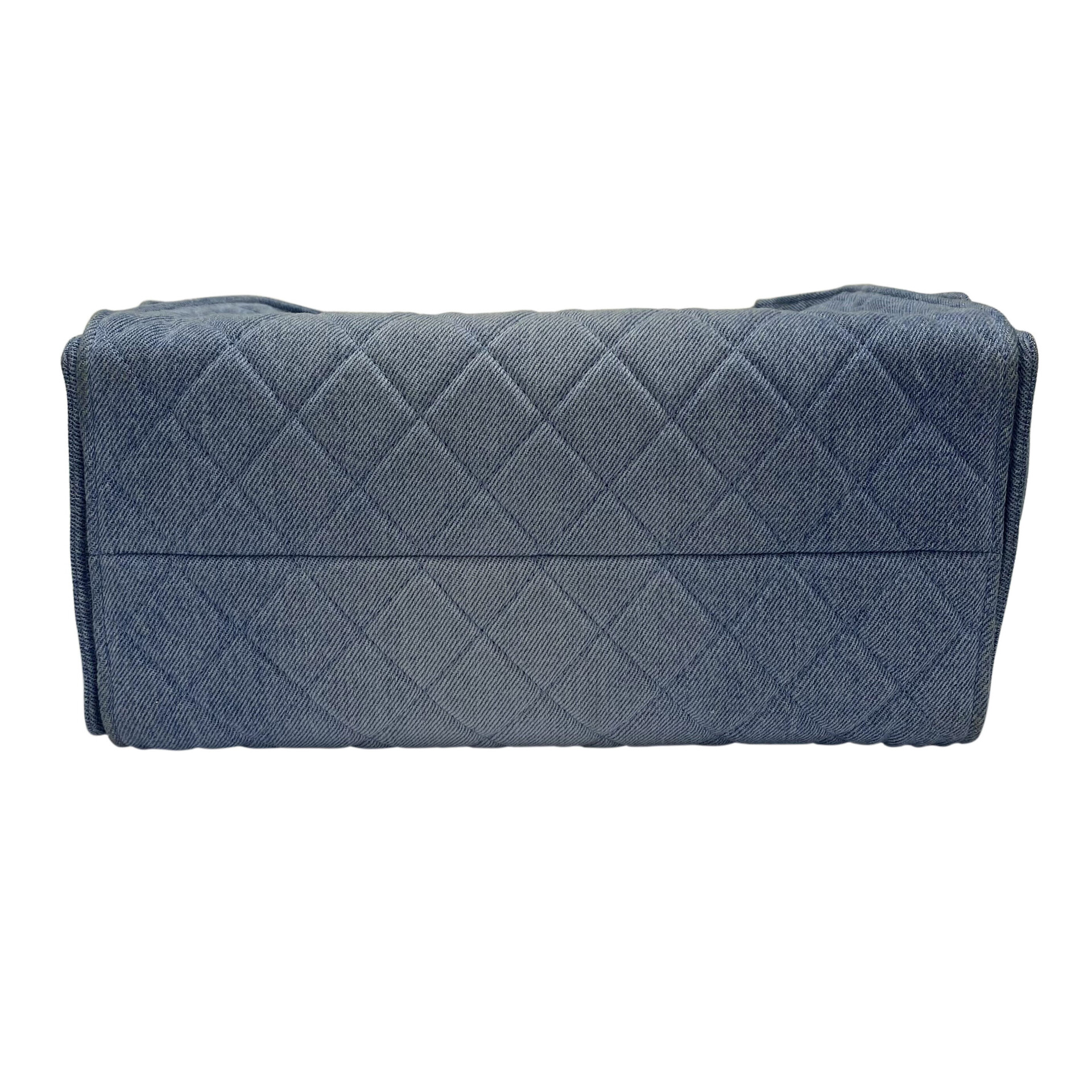 Bolsa Chanel 25 Denim Lavado Média