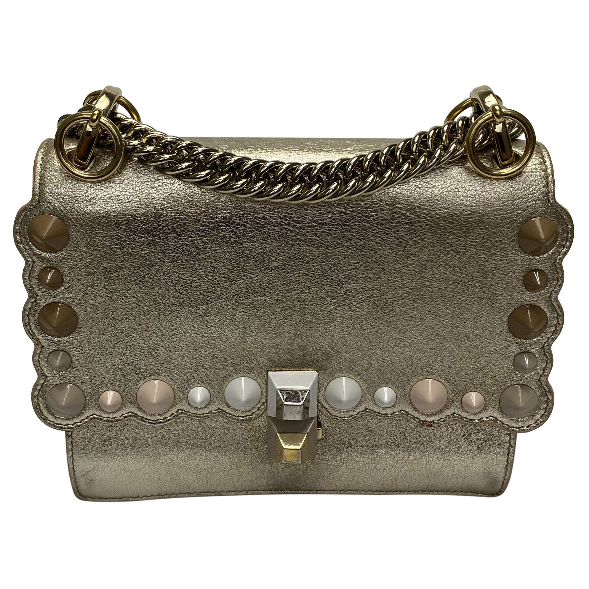 Bolsa Fendi Kan I Dourada