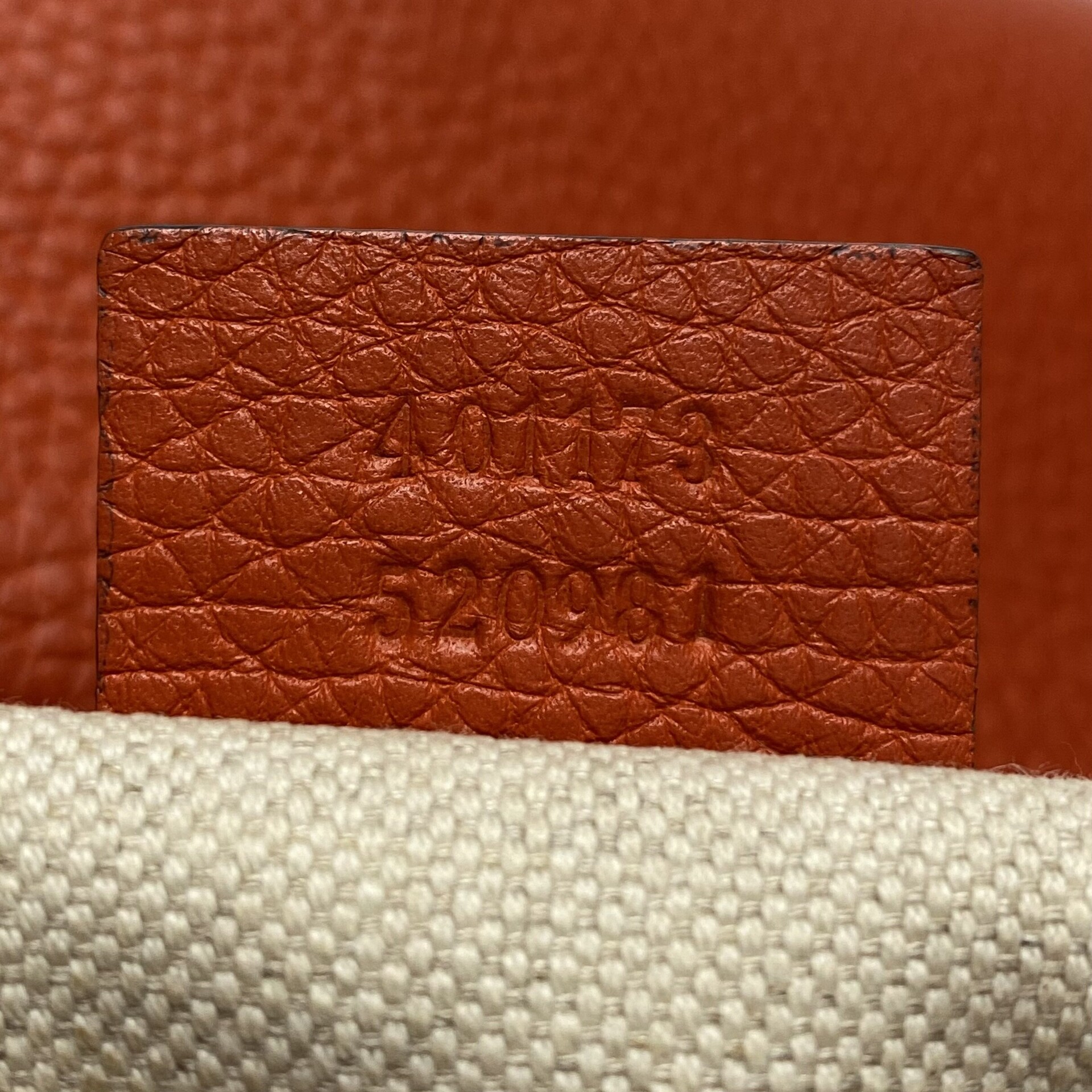 Bolsa Gucci Large GG Marmont Shoulder Bag