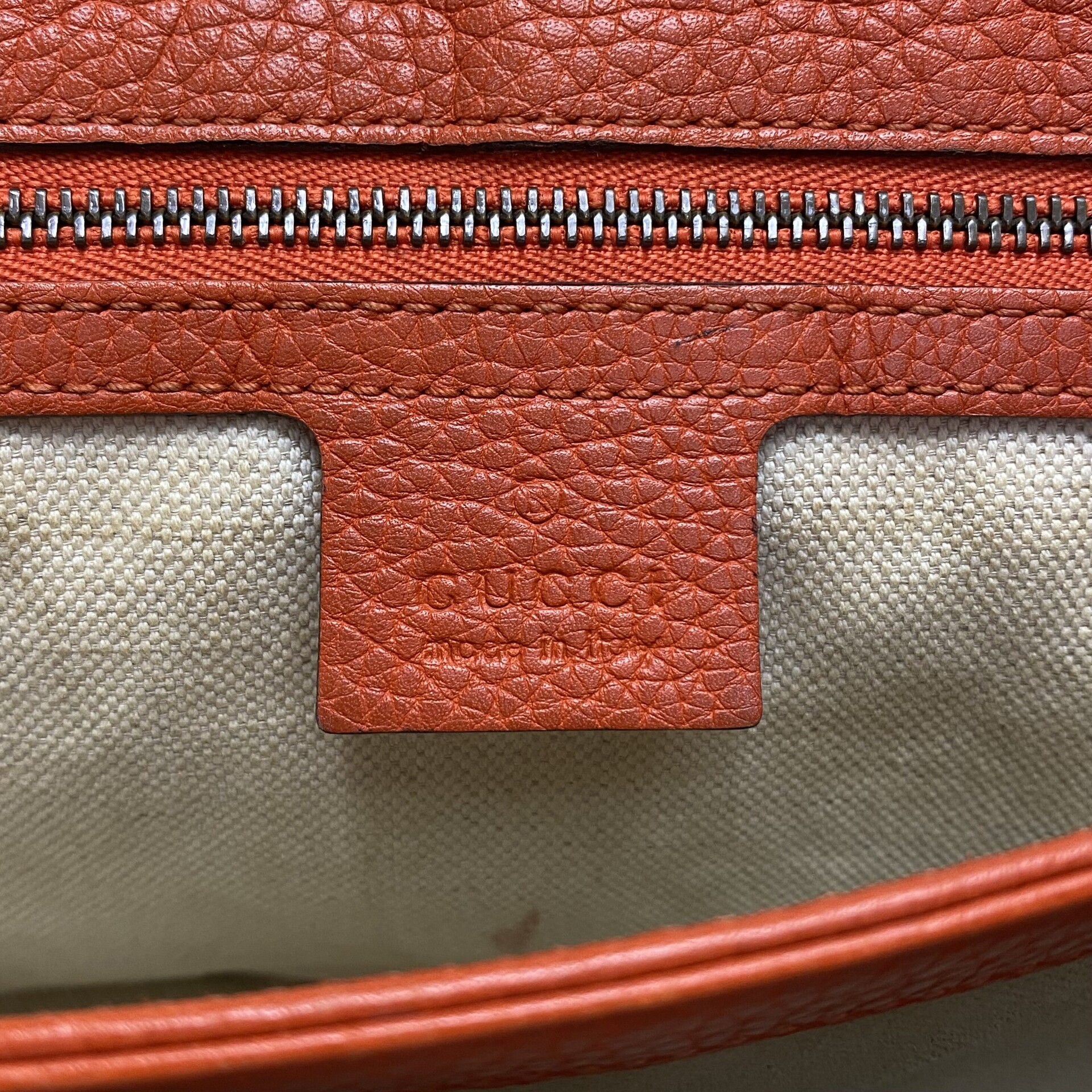 Bolsa Gucci Large GG Marmont Shoulder Bag