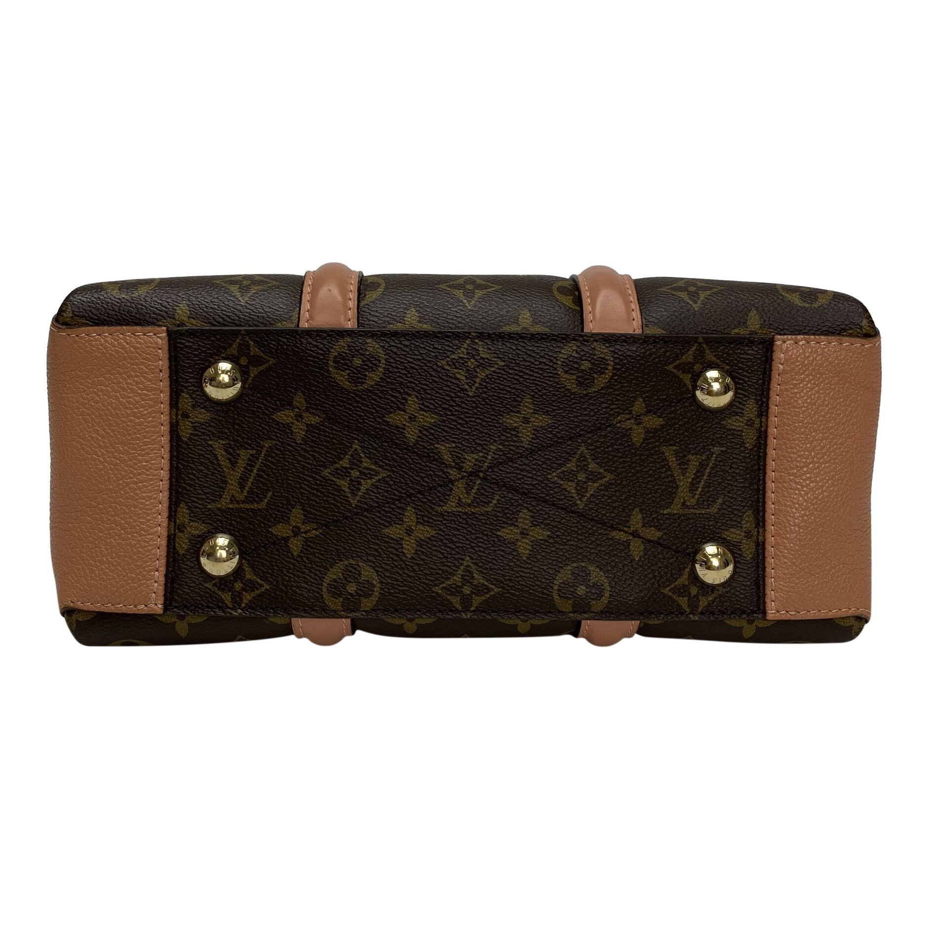 Bolsa Louis Vuitton Soufflot Monograma