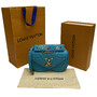 Bolsa Louis Vuitton New Wave Azul