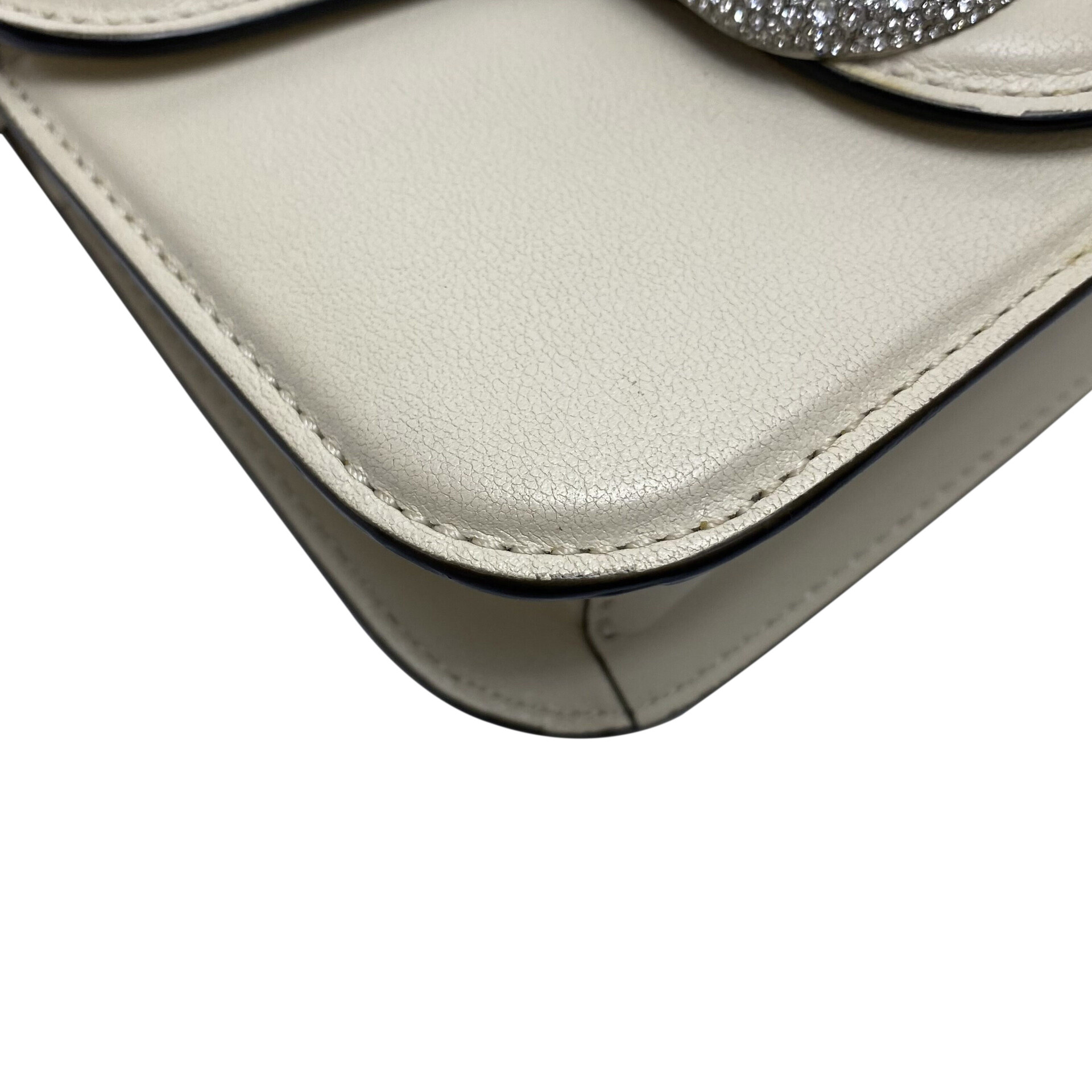 Bolsa Valentino Garavani Locò Tiracolo Off White