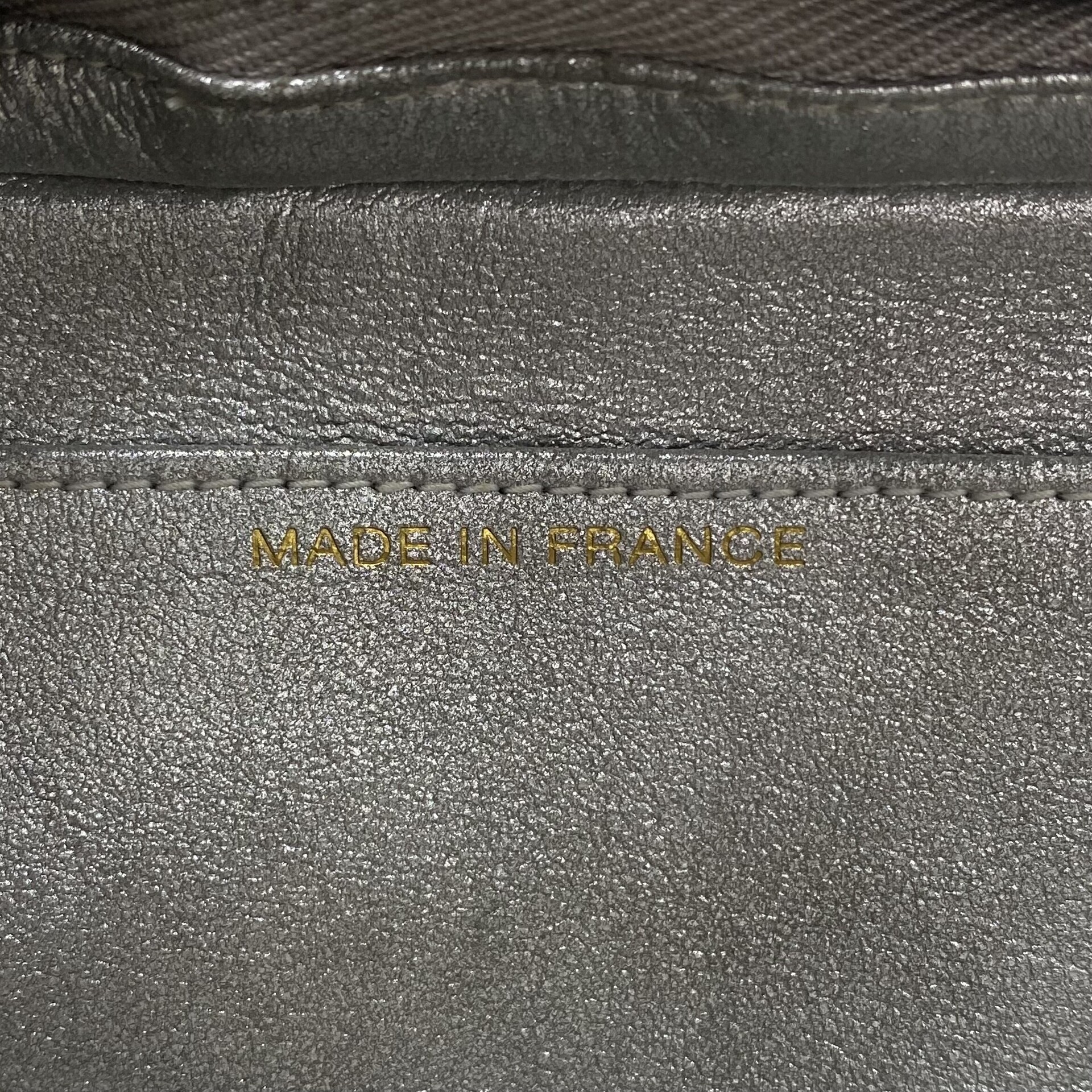 Clutch Chanel Mini Silver Wristlet