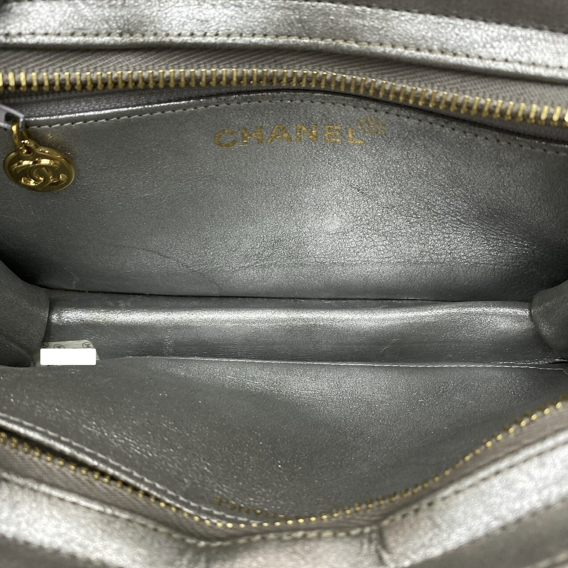 Clutch Chanel Mini Silver Wristlet