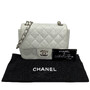 Bolsa Chanel Mini Classic Caviar Branca