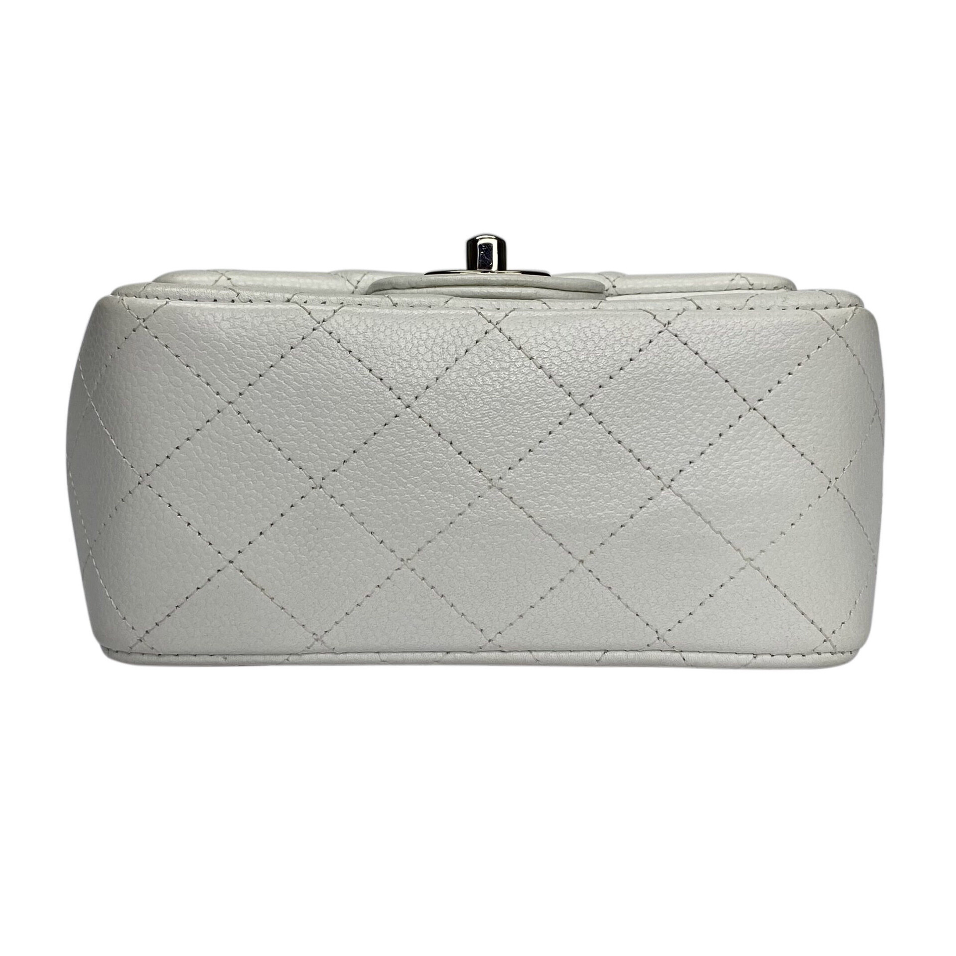 Bolsa Chanel Mini Classic Caviar Branca
