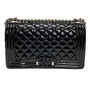 Bolsa Chanel Boy Verniz