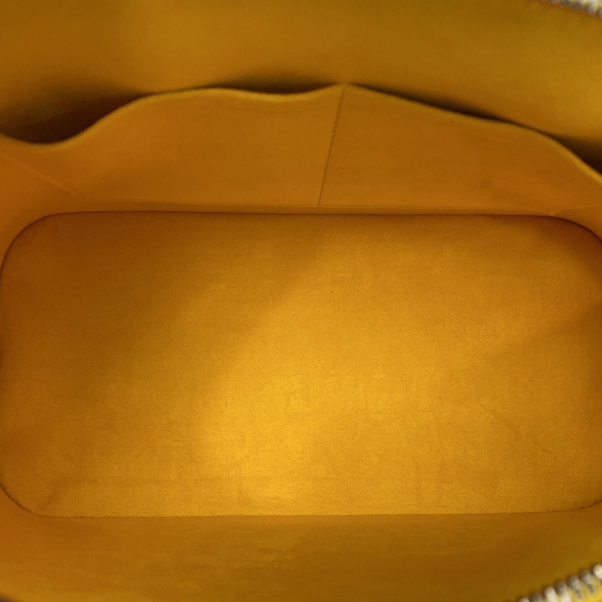 Bolsa Louis Vuitton Alma Couro Epi Amarela