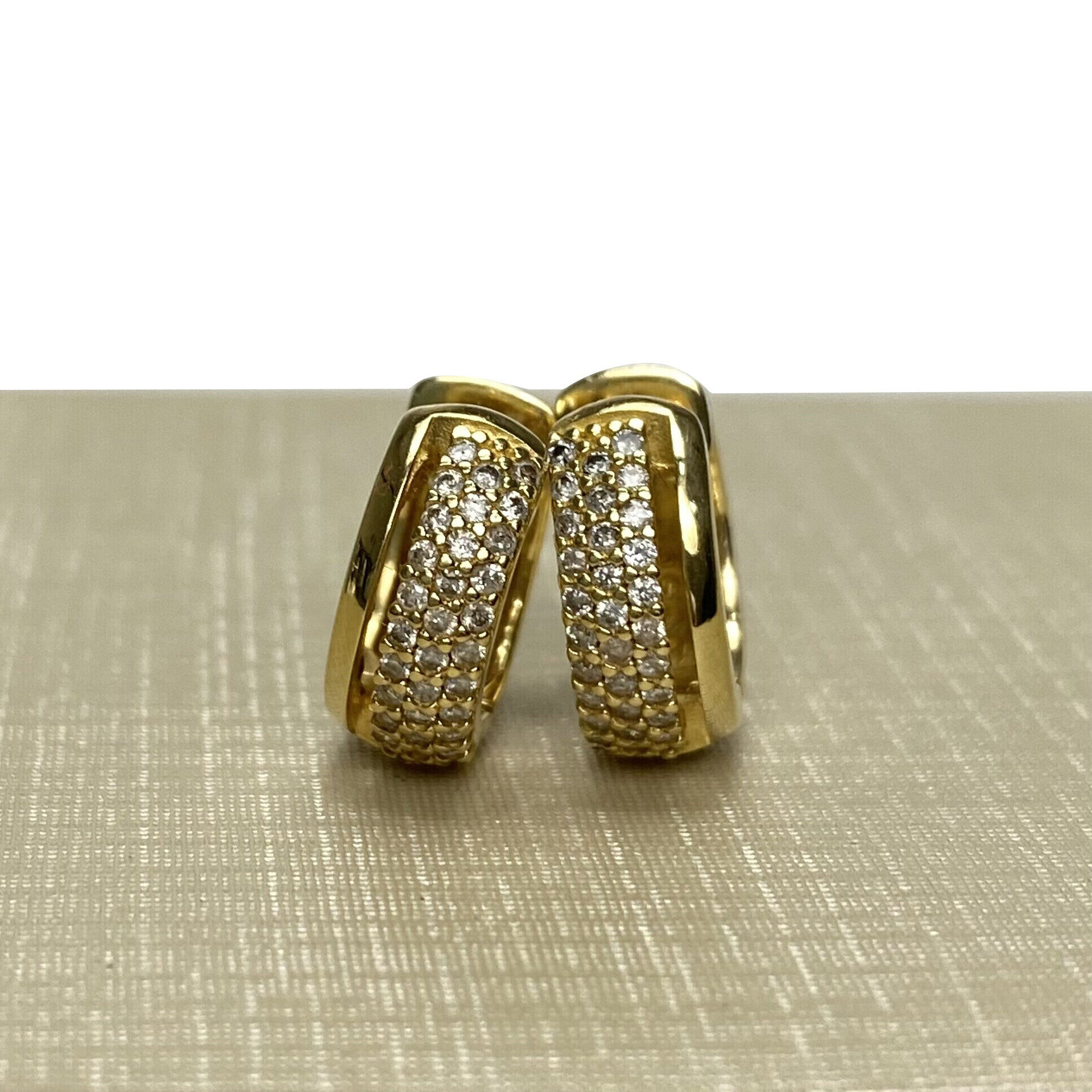 Par de Brincos Vivara Argola