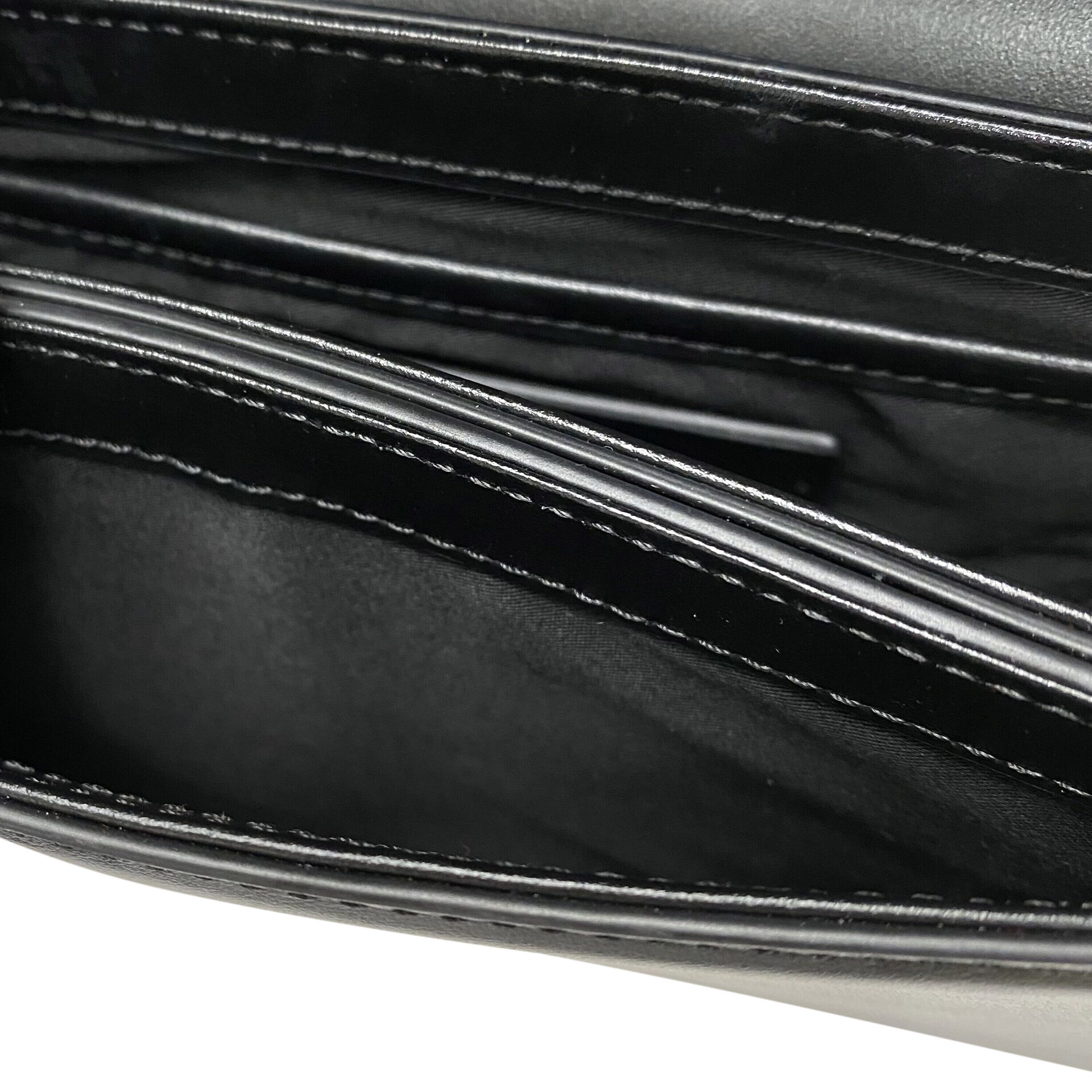 Bolsa Diesel Tote com Placa de Logo