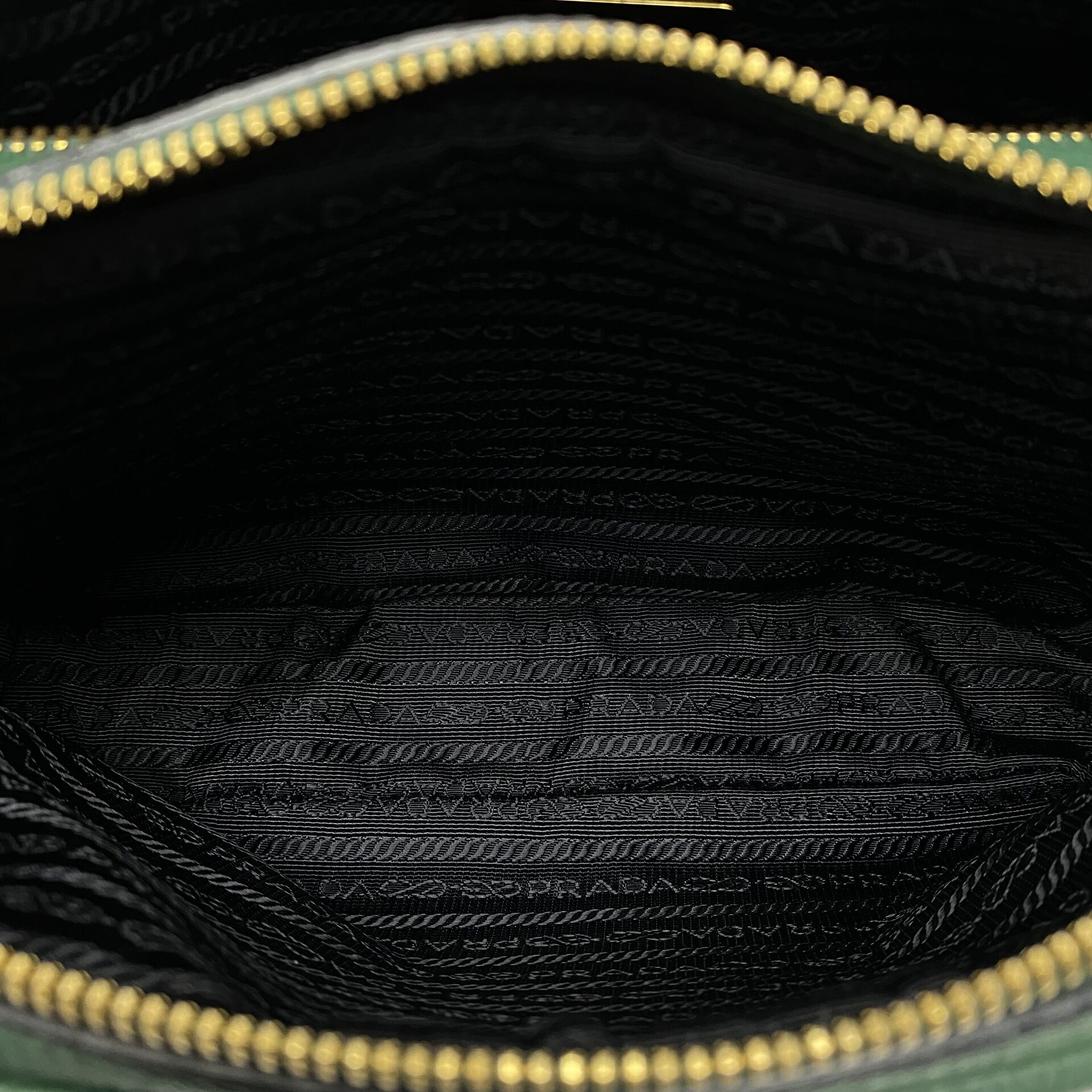 Bolsa Prada Crossbody Couro Verde