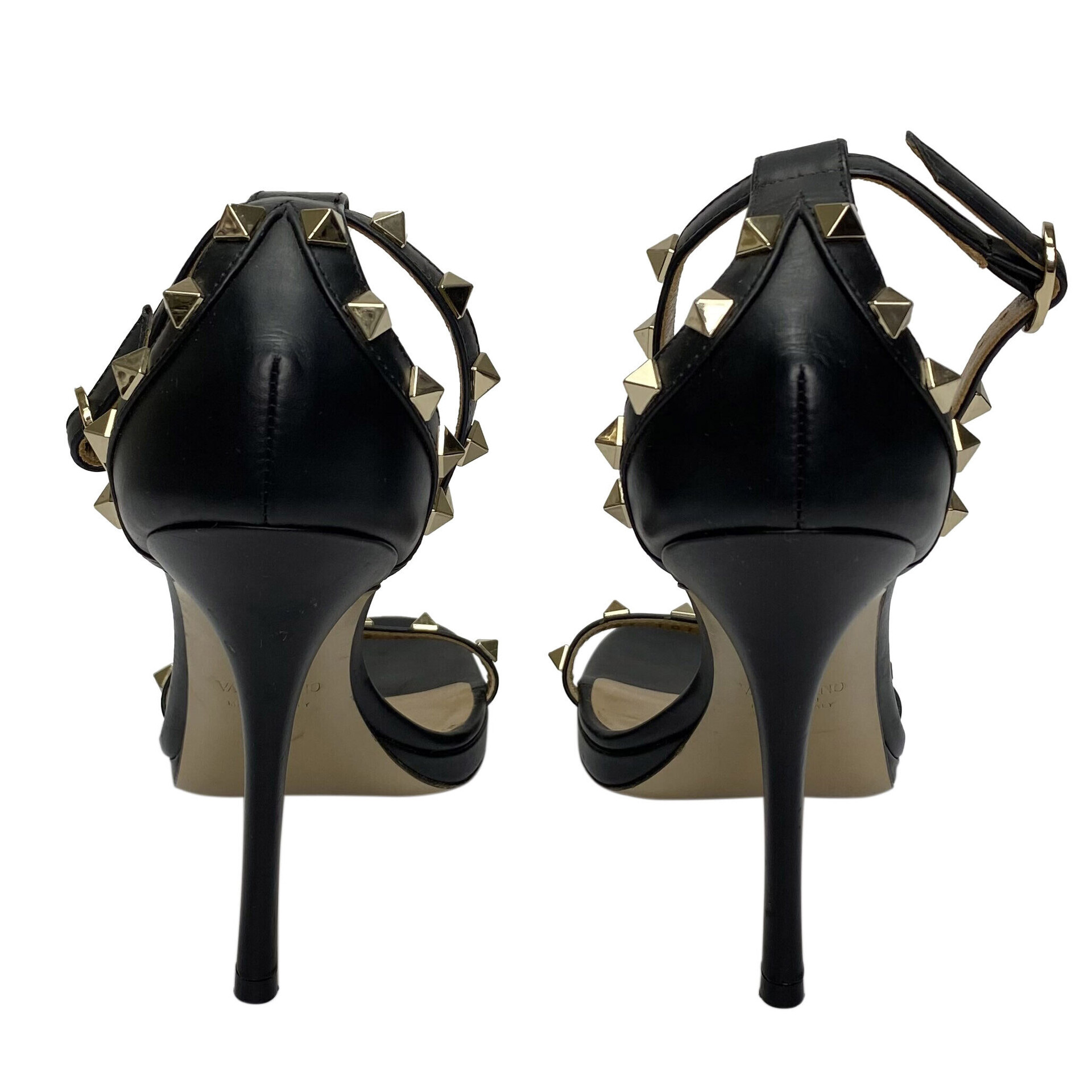 Sandália Valentino Garavani Rockstud Preta