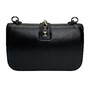 Bolsa Valentino Garavani Glam Lock Preta