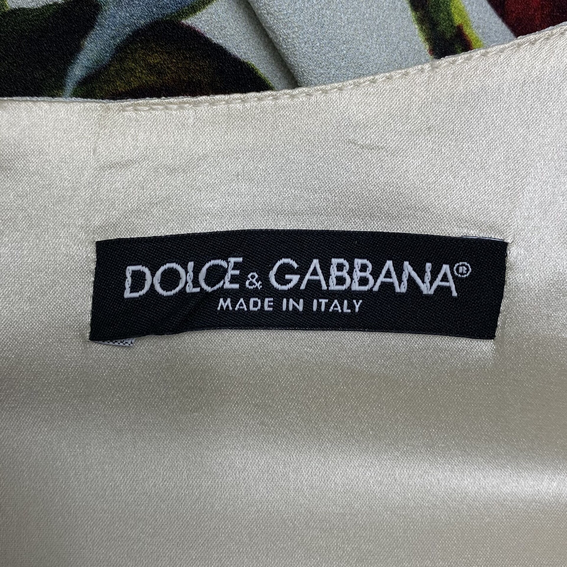 Vestido Dolce & Gabbana Estampa Rosas Vermelhas