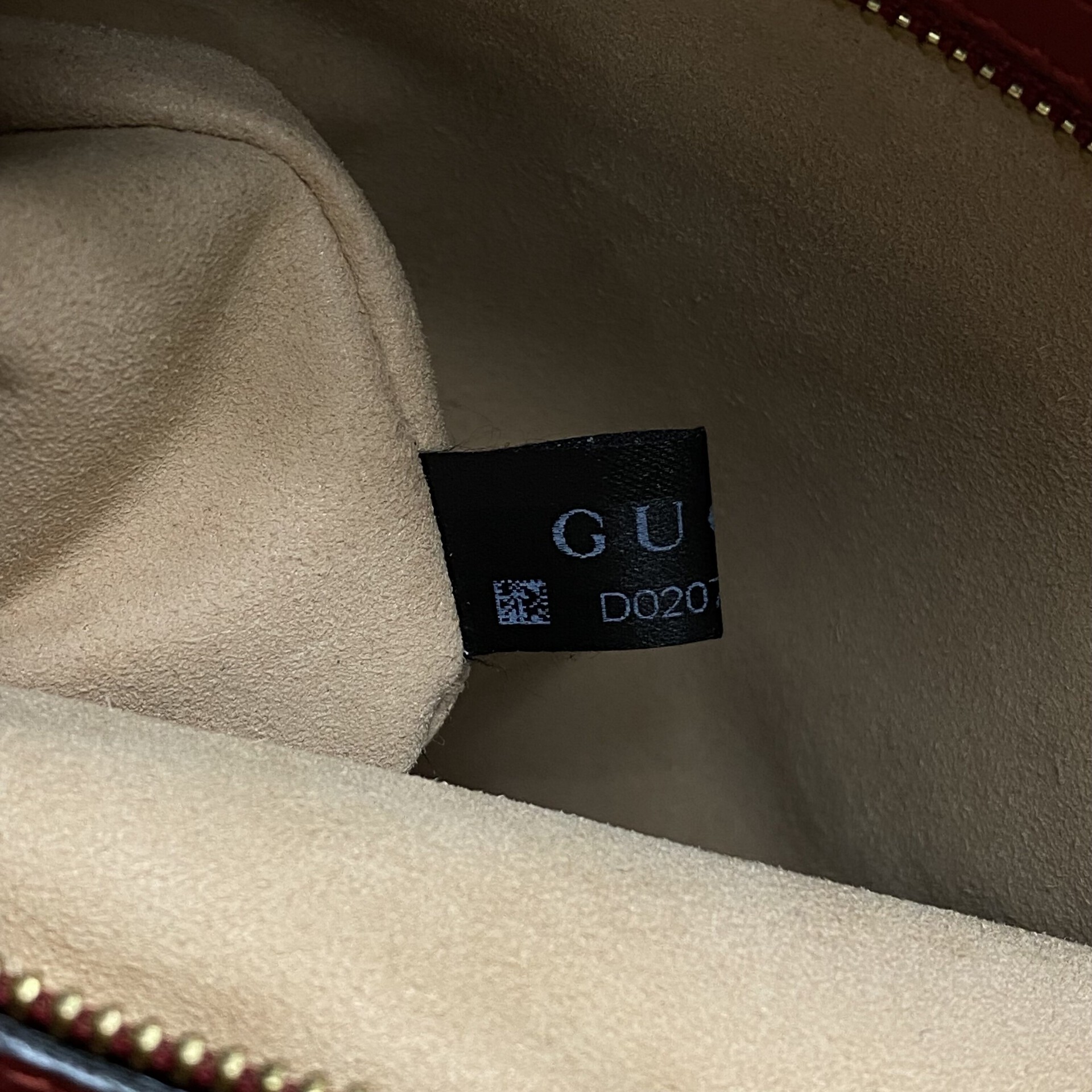 Bolsa Gucci Boston GG Supreme Kingsnake Heart Embroidered