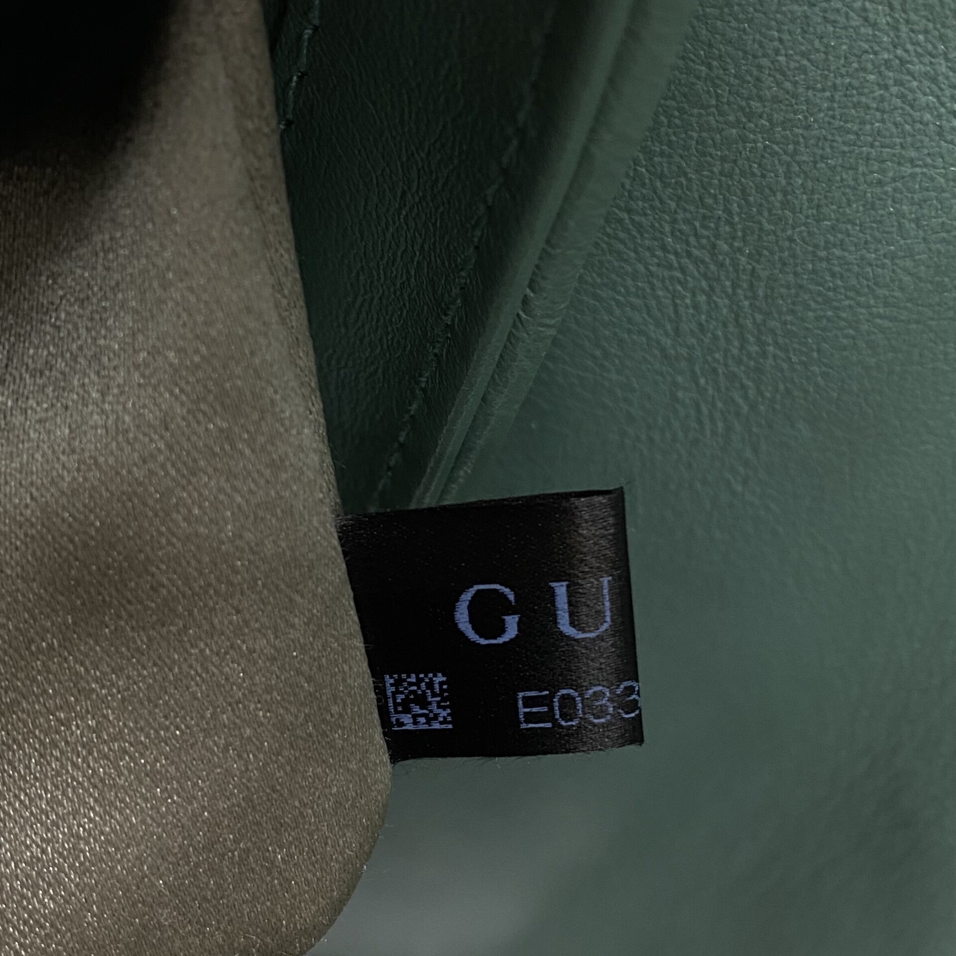 Bolsa Gucci GG Marmont Paetês Colorida