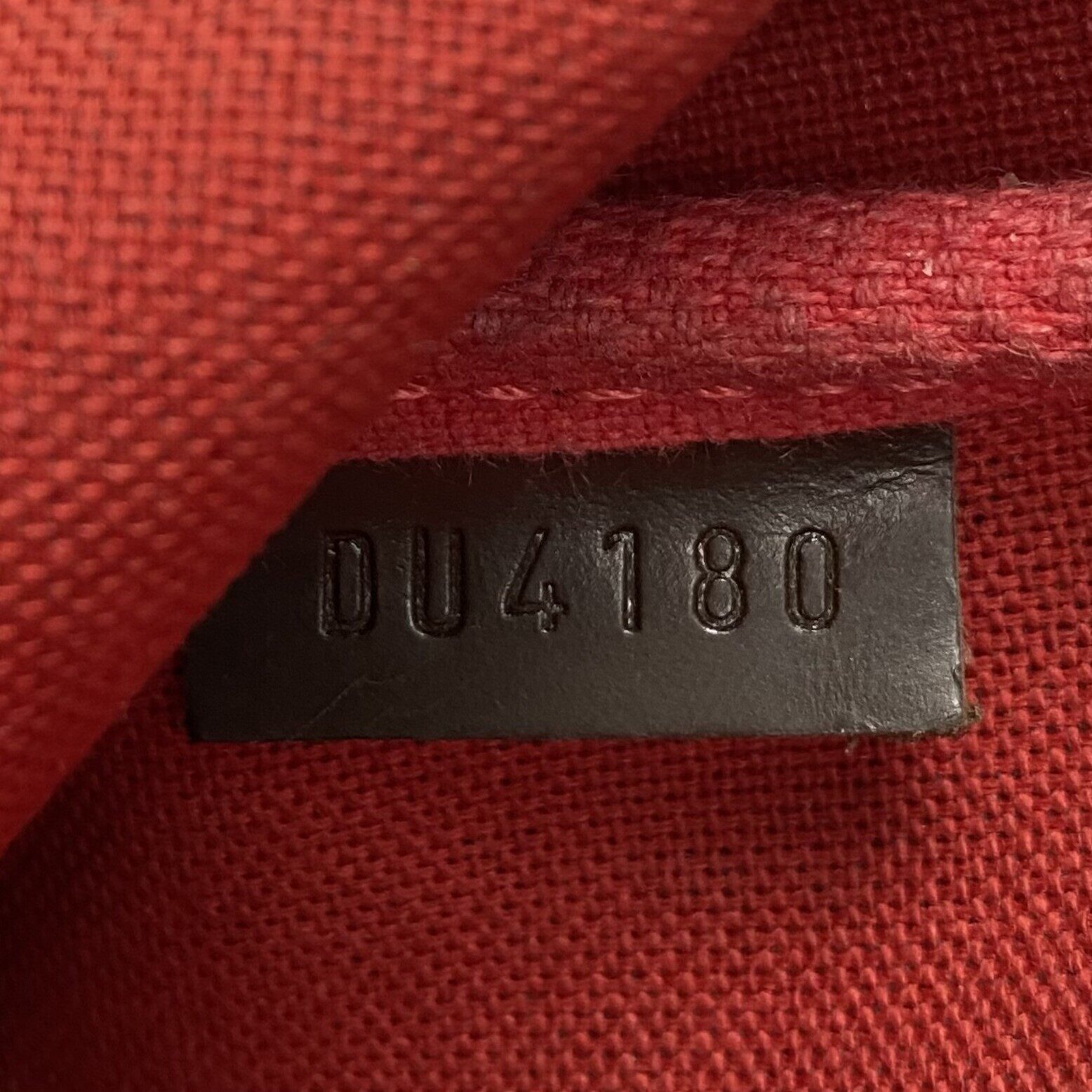 Bolsa Louis Vuitton Mini Pochette Acessoires Damier Ebene