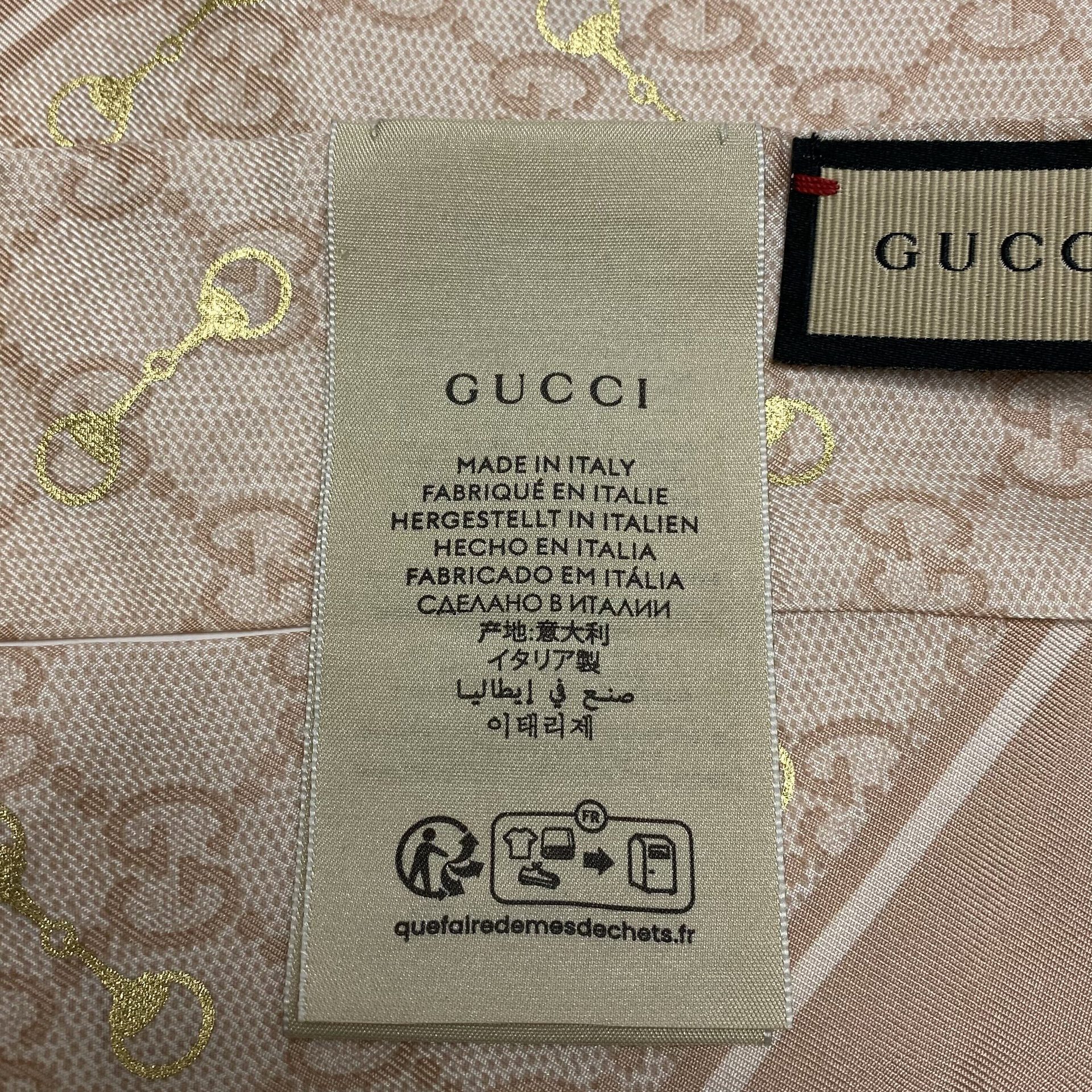 Lenço Gucci Twilly Monograma Rosa