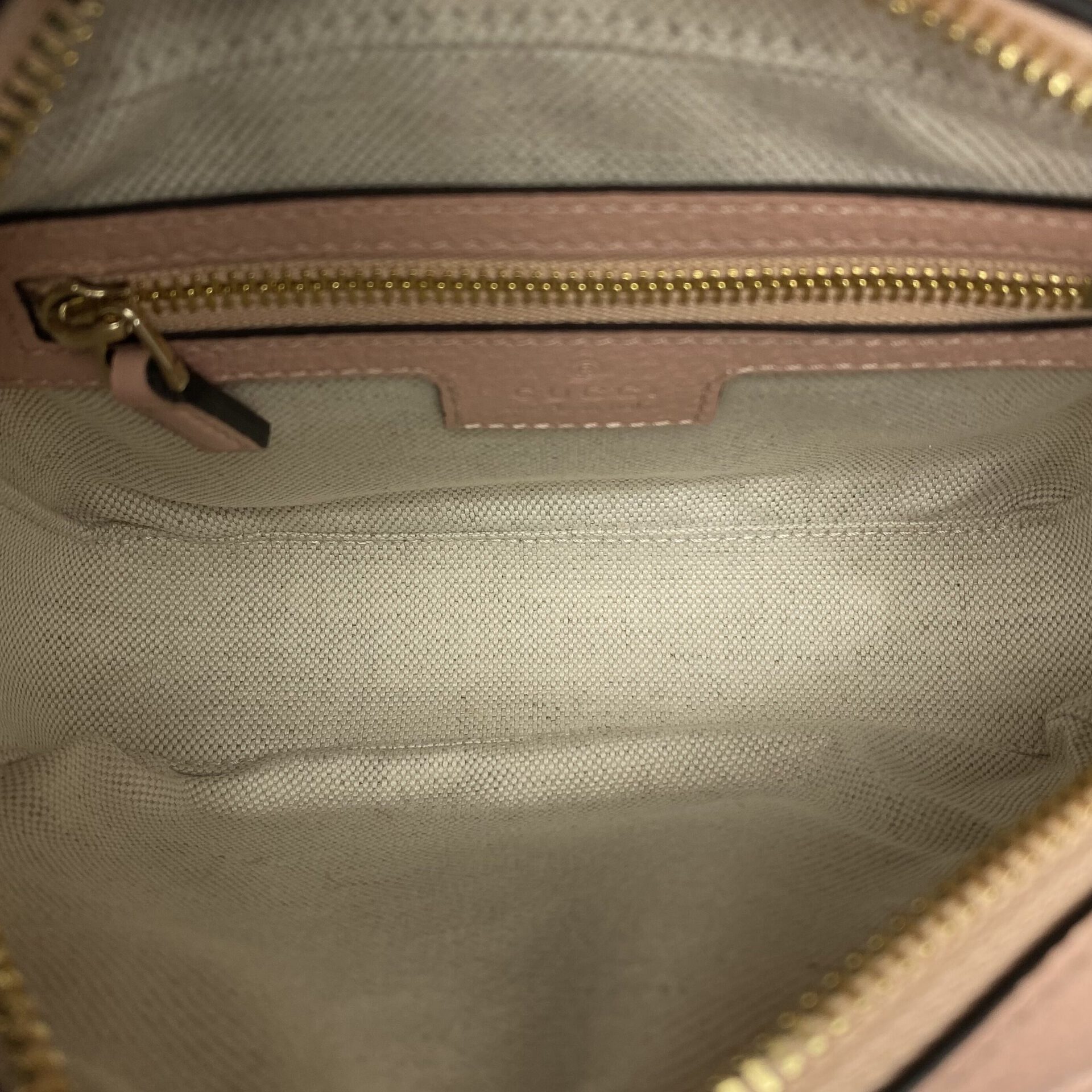 Bolsa Gucci Ophidia GG Mini Rosa