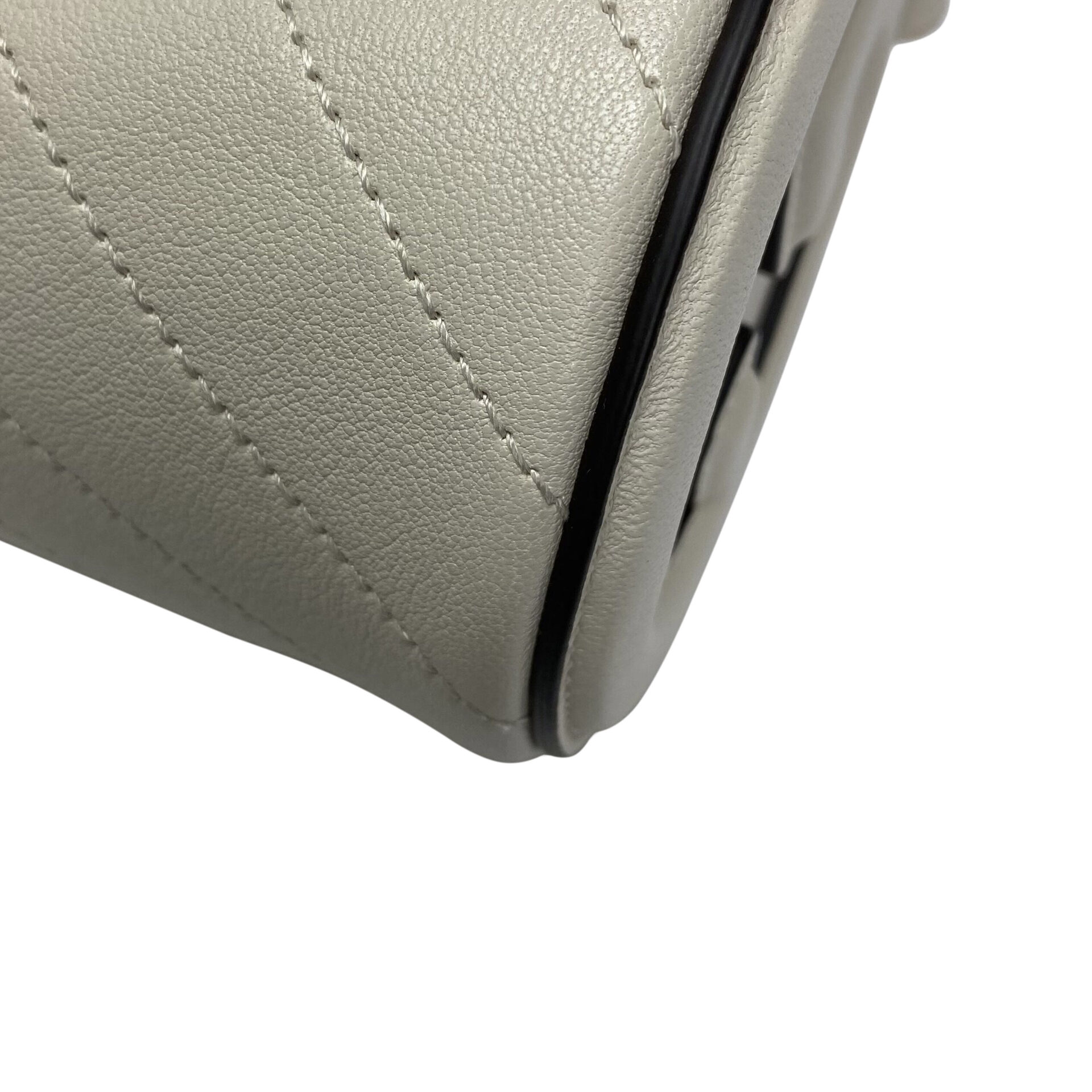 Bolsa Gucci Blondie Pequena Off White