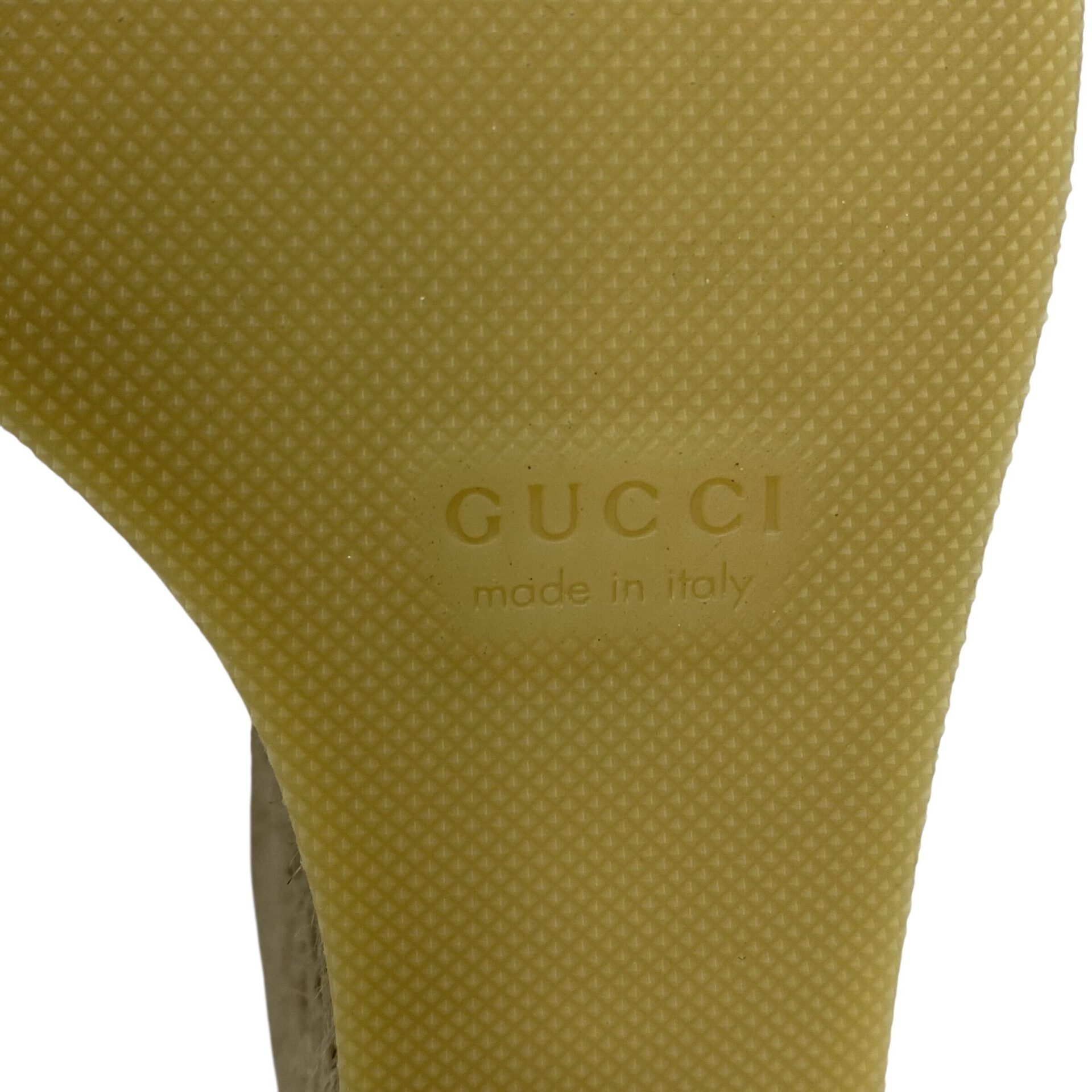 Sandália Gucci Anabela GG Marmont Off White