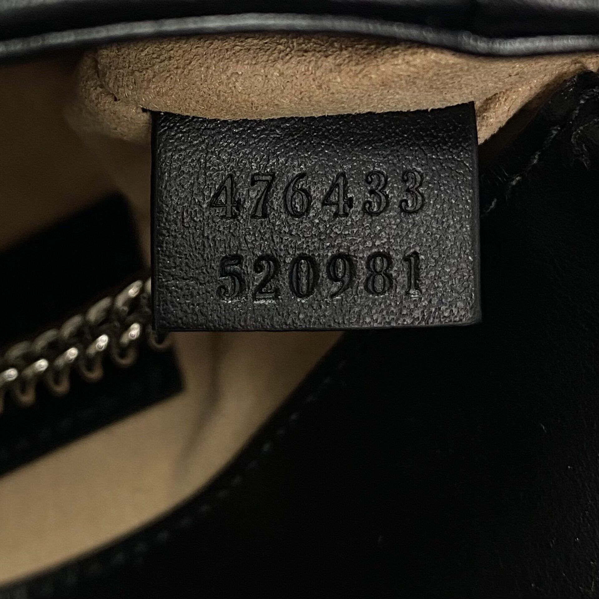 Bolsa Gucci GG Marmont Super Mini Preta