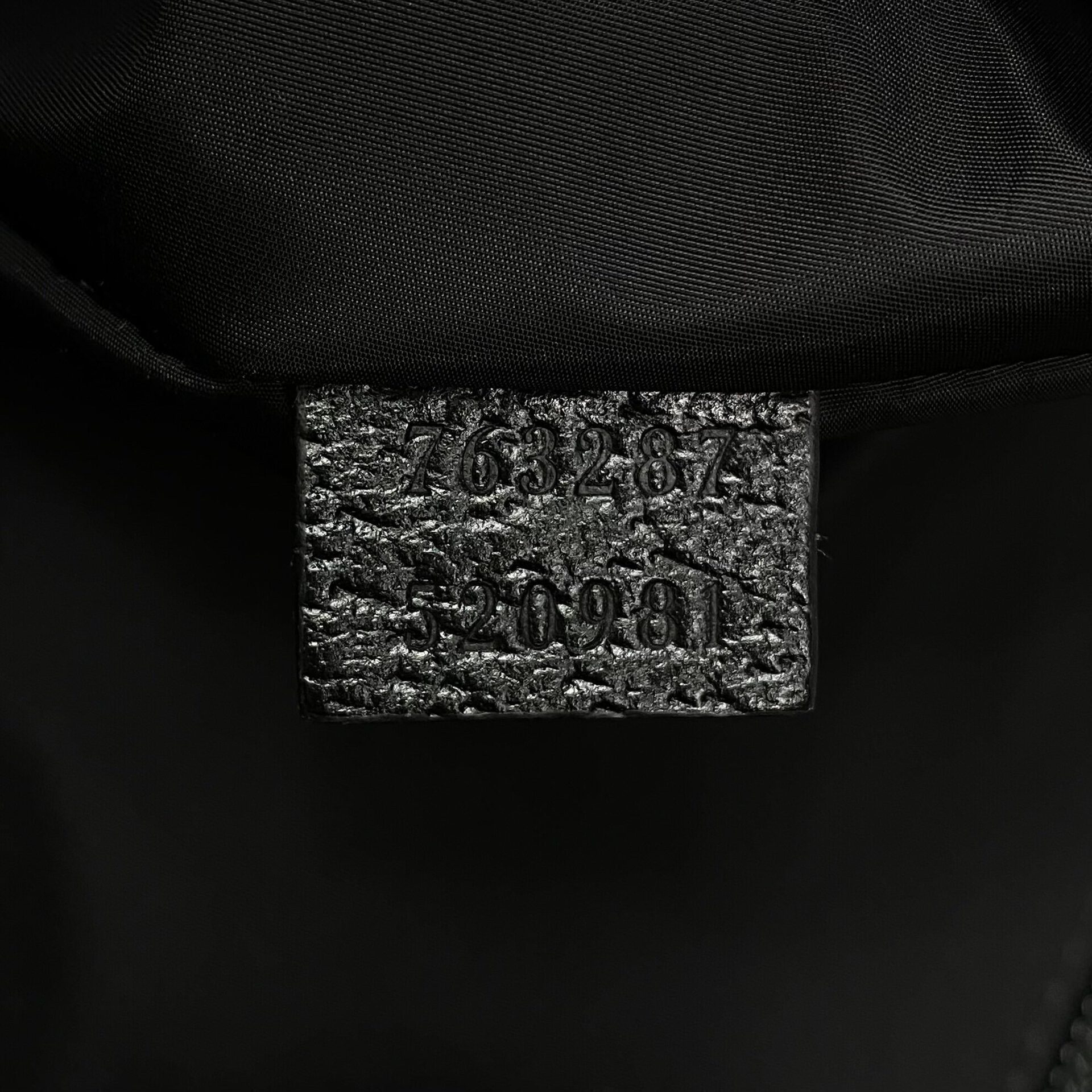 Bolsa Gucci Tote Monograma Preto e Faixa Web