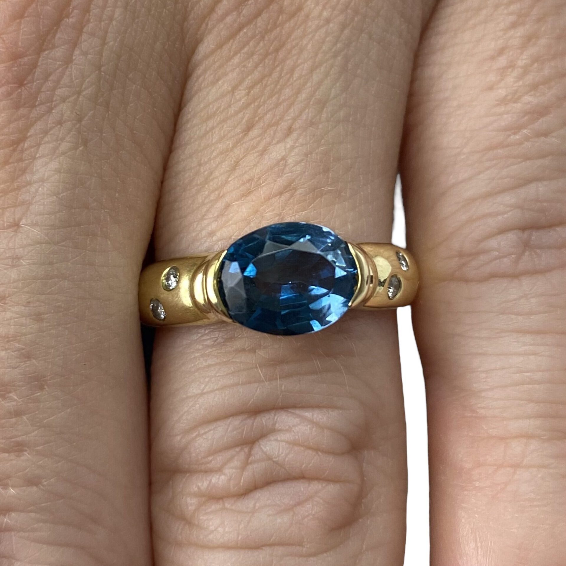 Anel Ouro Amarelo com Topázio