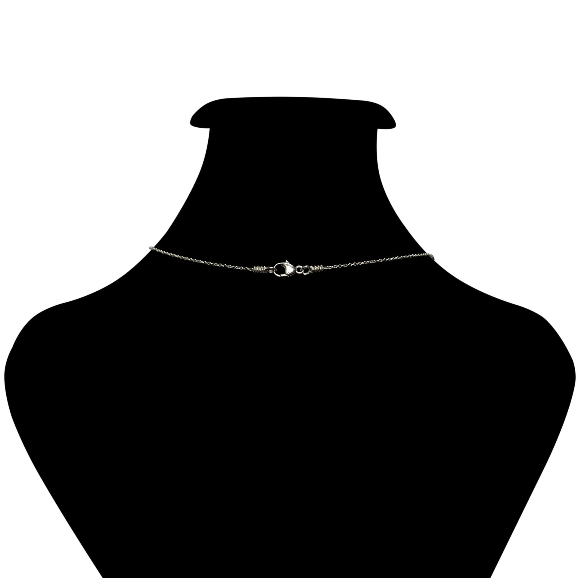 Colar Ouro Branco com Pingente de Flor