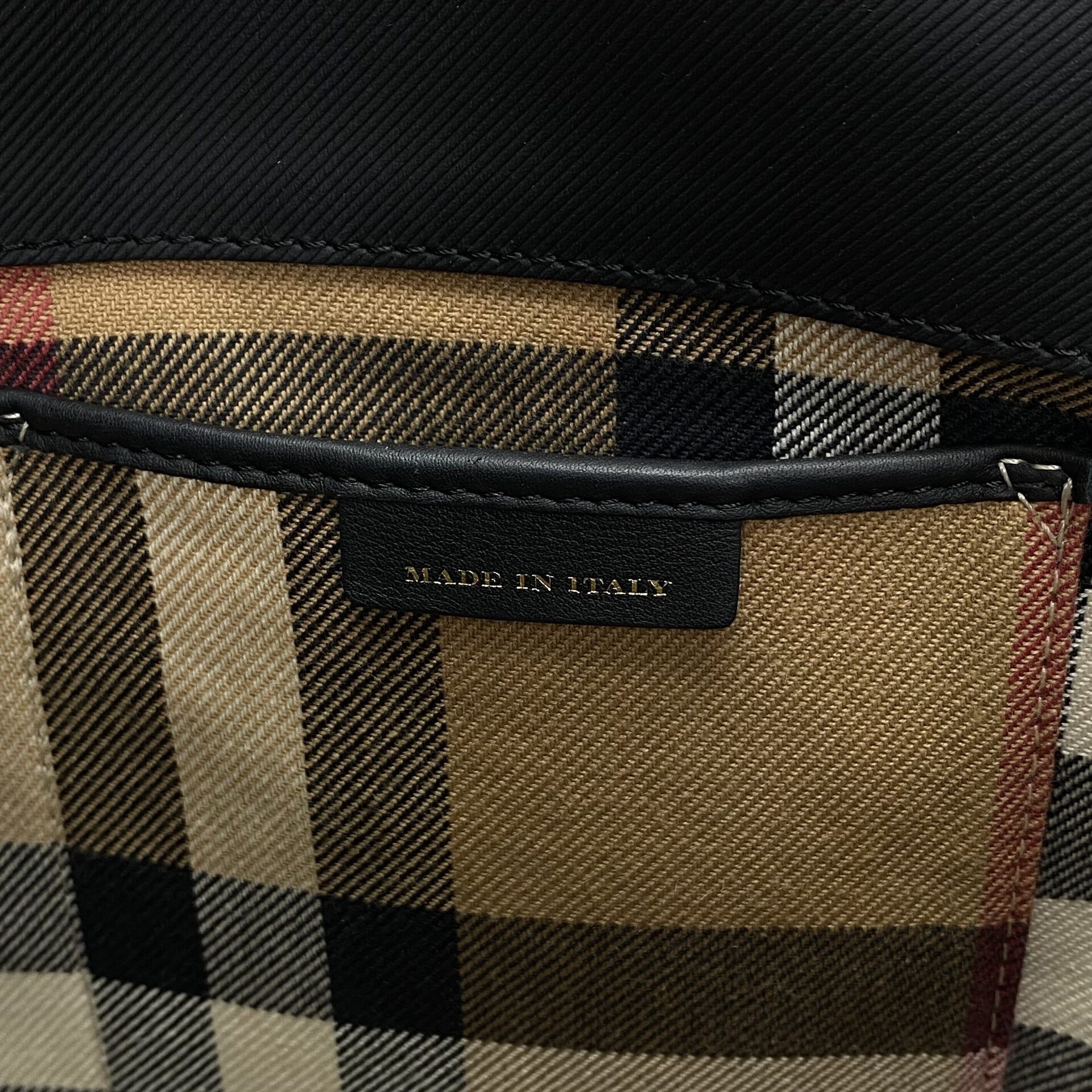 Bolsa Burberry Buckle