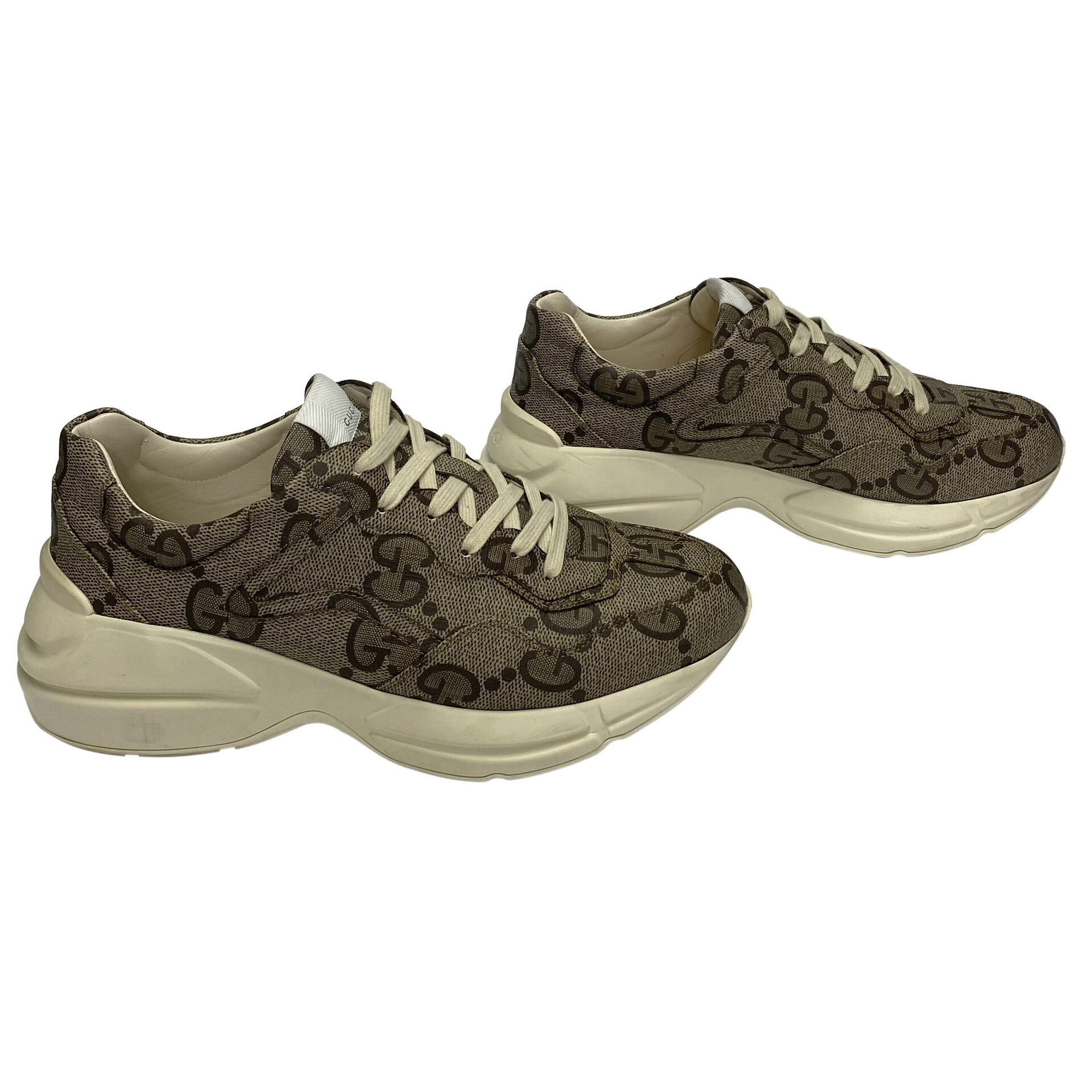 Tênis Gucci Rhyton Canvas GG Supreme