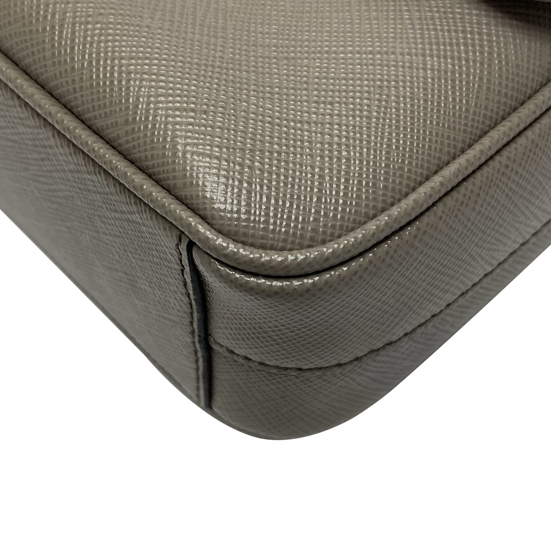 Bolsa Prada Couro Saffiano Cinza