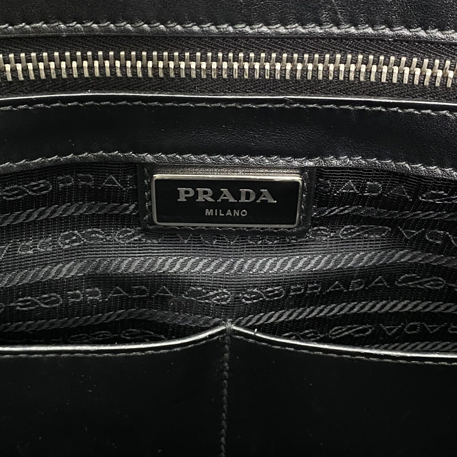 Pasta Prada Couro Saffiano Preto