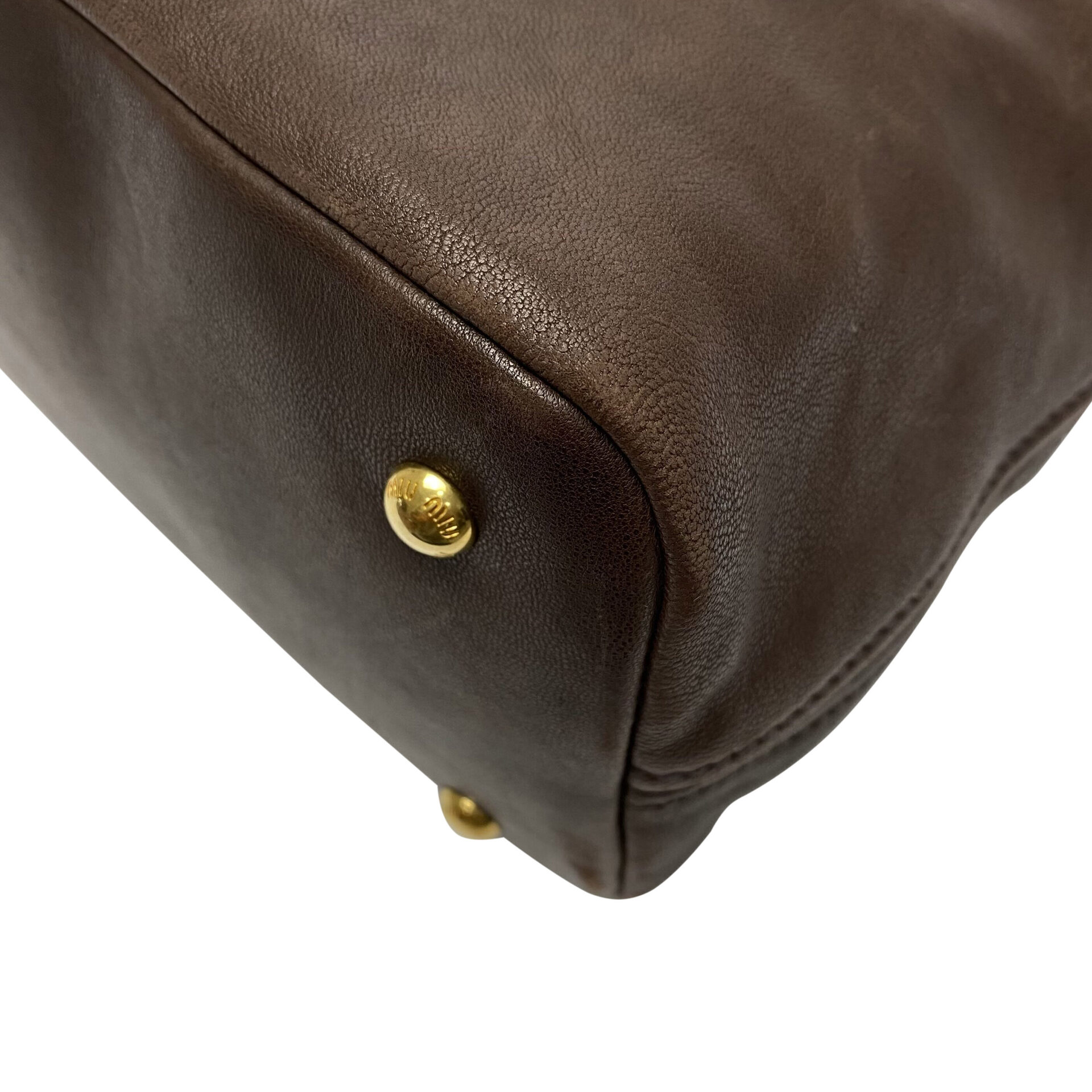 Bolsa Miu Miu Aventure Couro Marrom