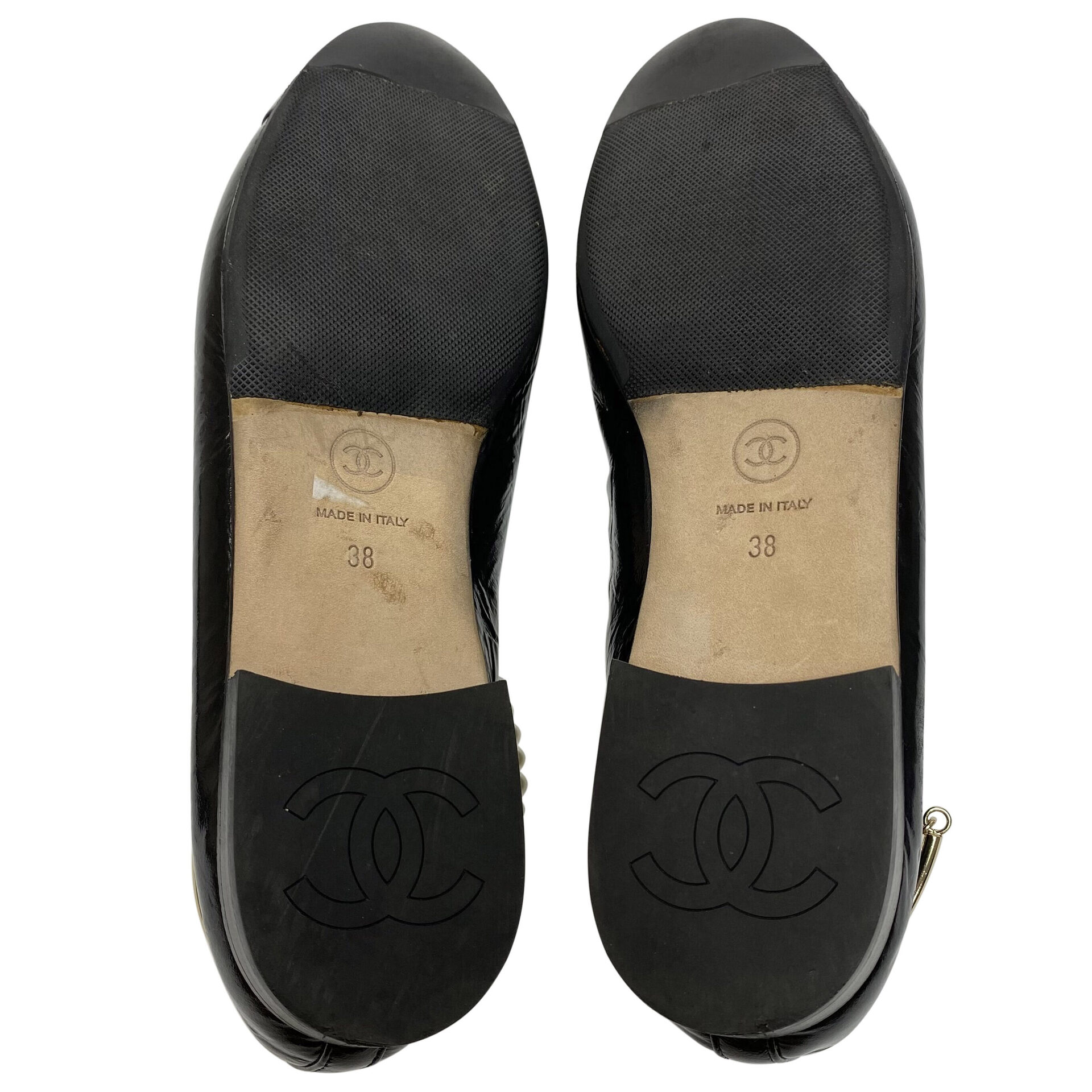 Sapatilha Chanel Cap Toe Ankle Chain